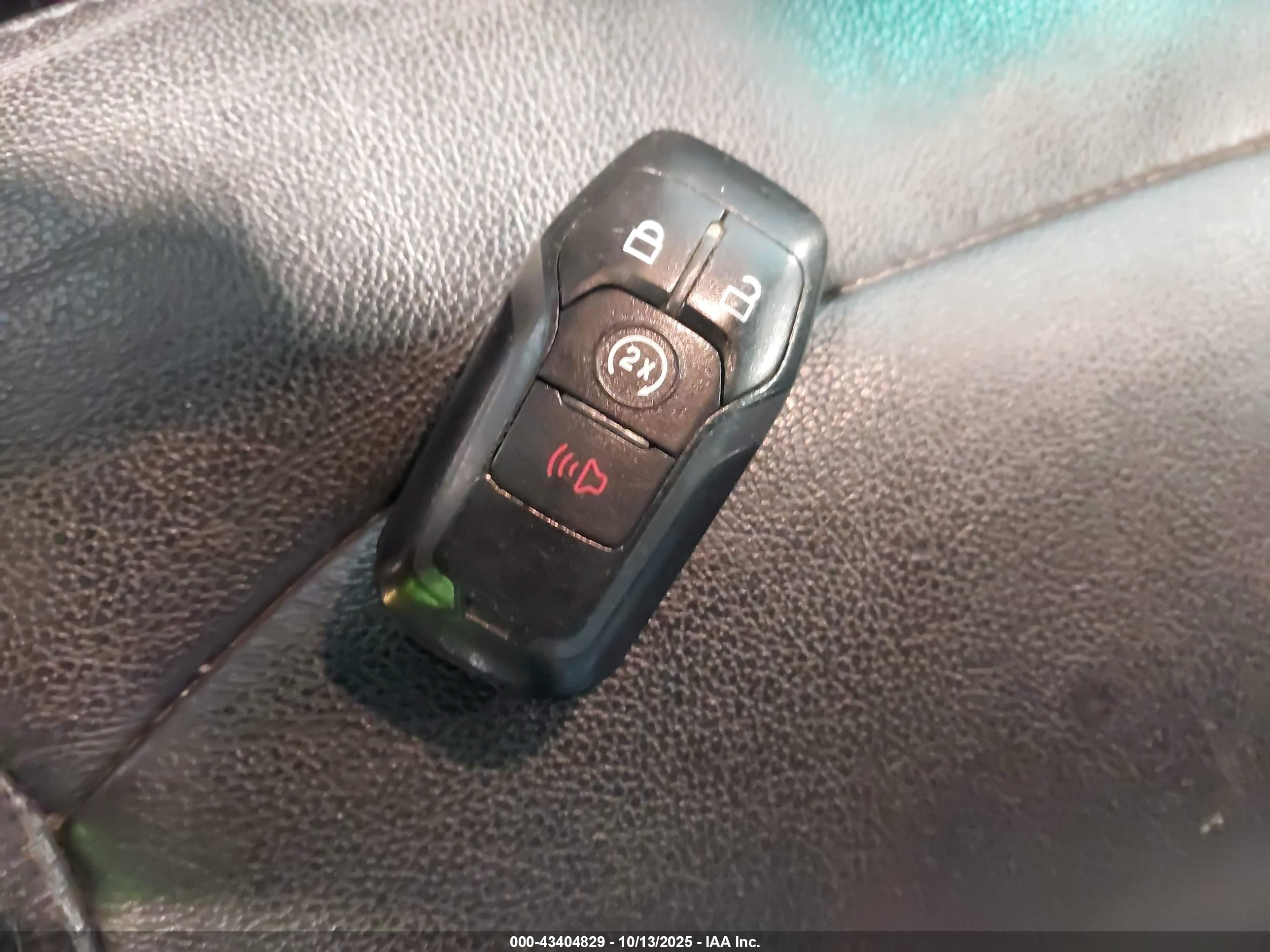 FORD EXPLORER image 11