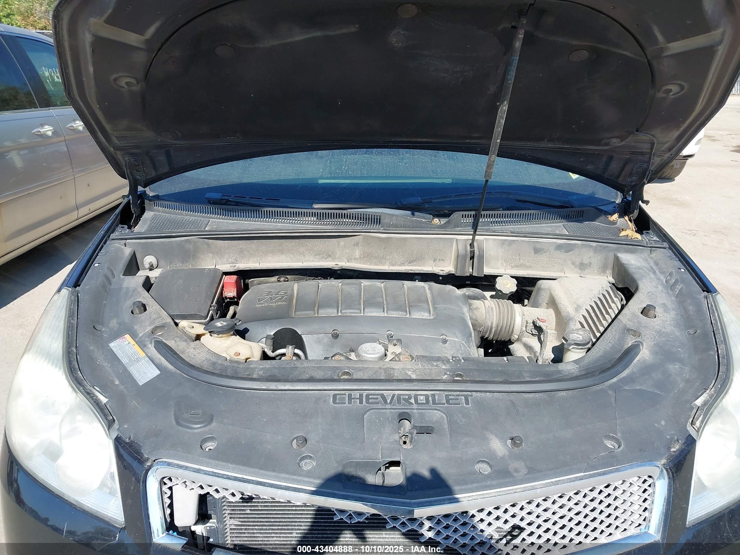 CHEVROLET TRAVERSE image 10