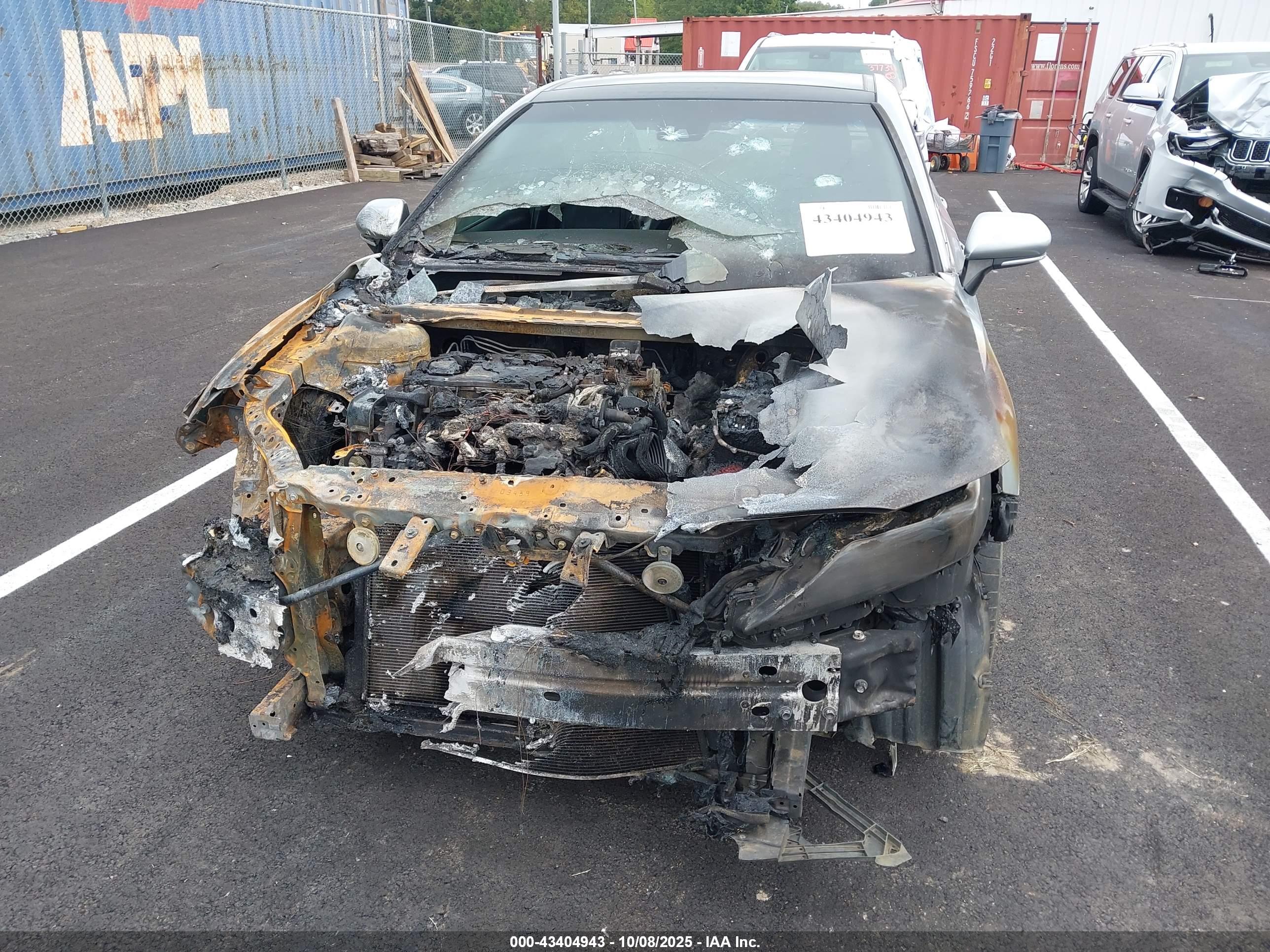 TOYOTA CAMRY image 6