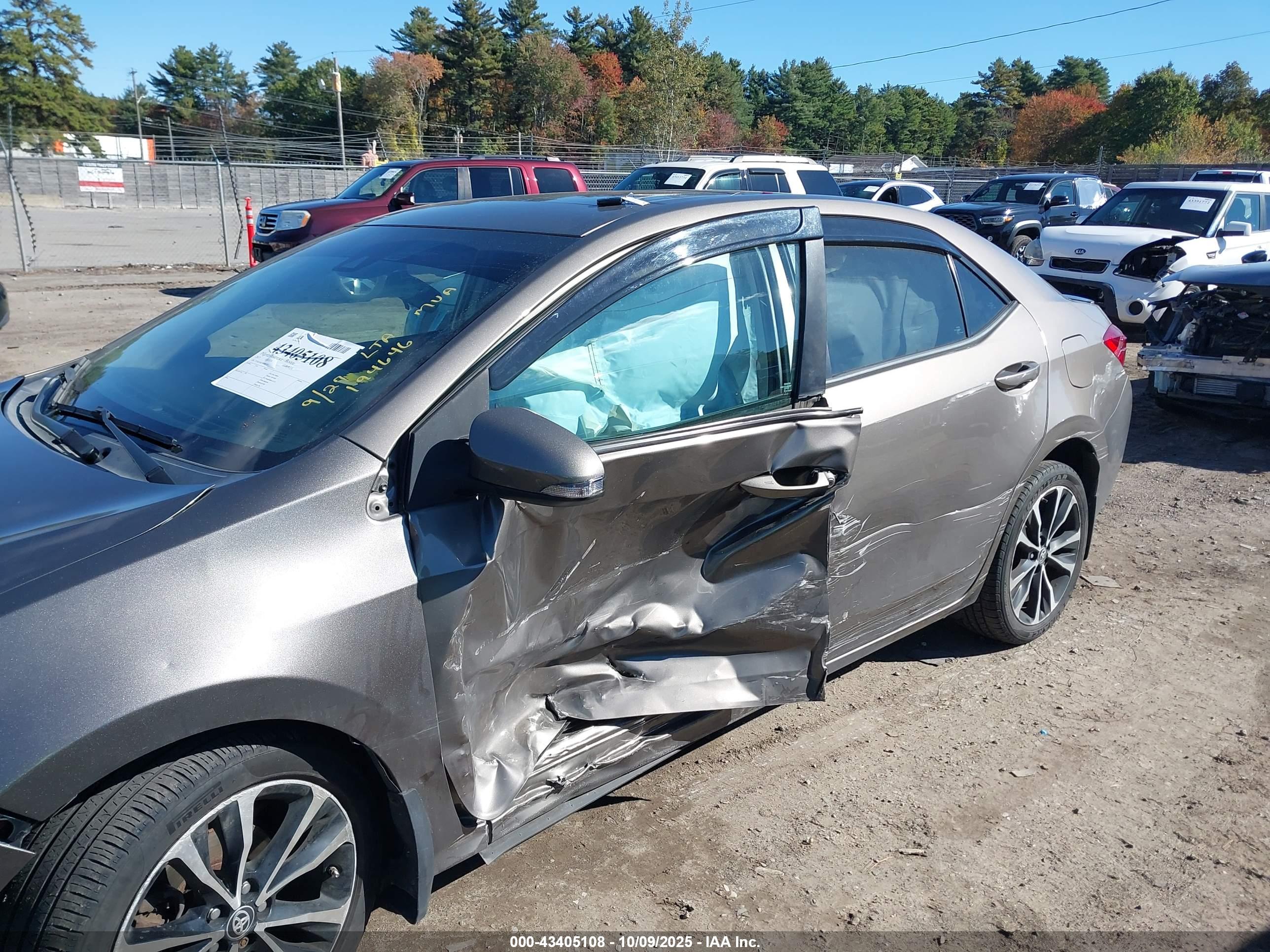 TOYOTA COROLLA image 6