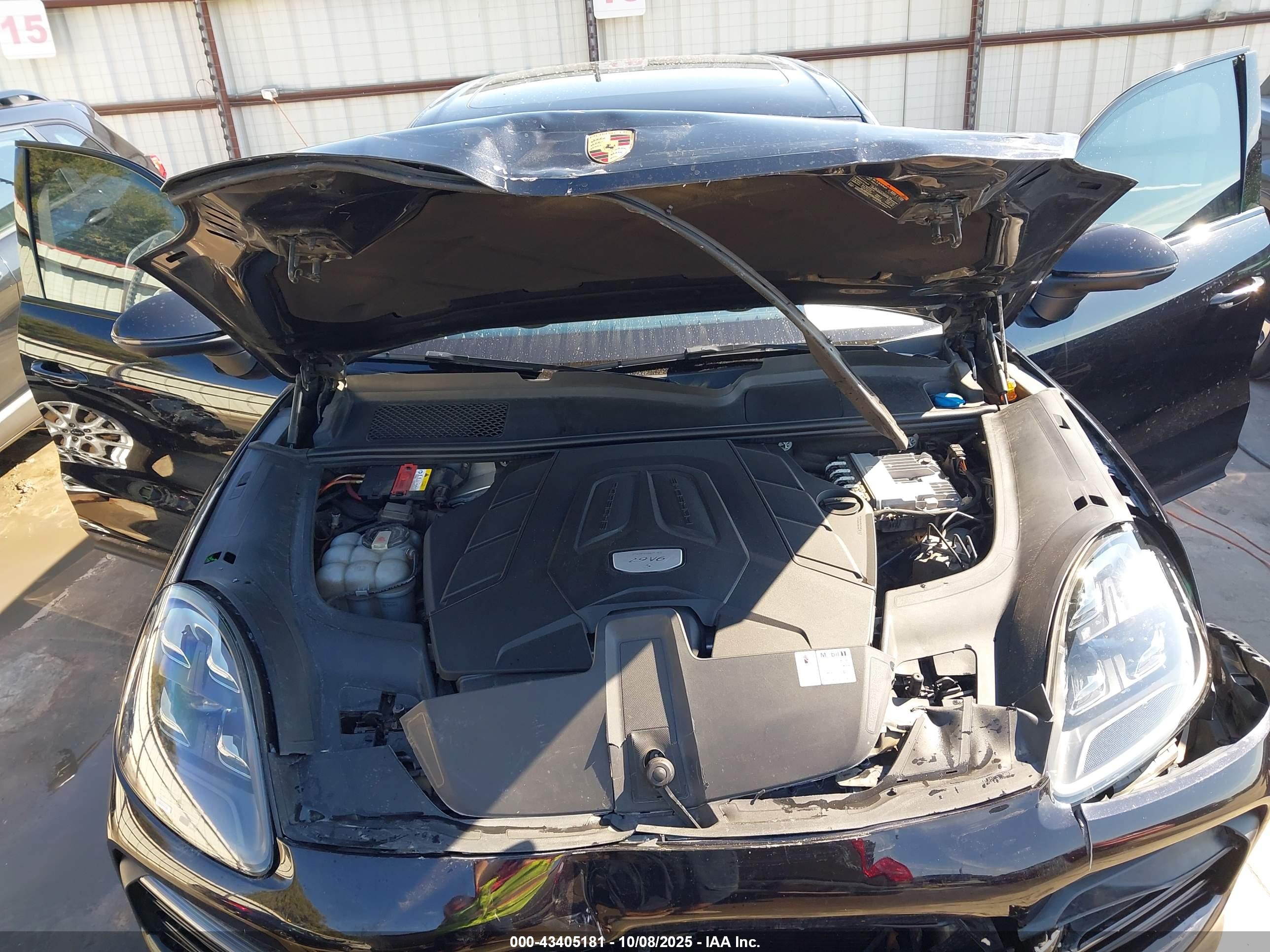 PORSCHE CAYENNE image 10
