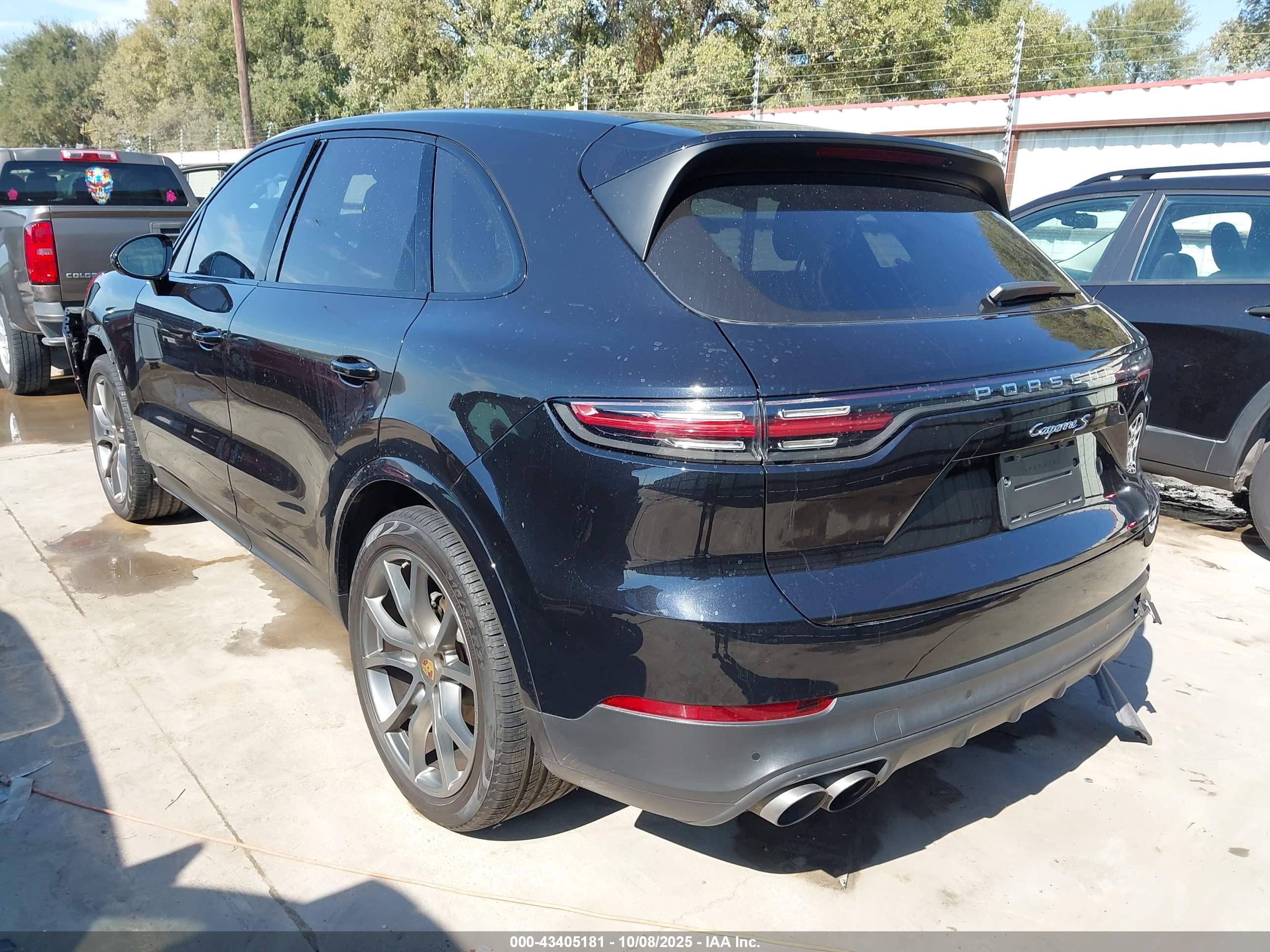 PORSCHE CAYENNE image 3
