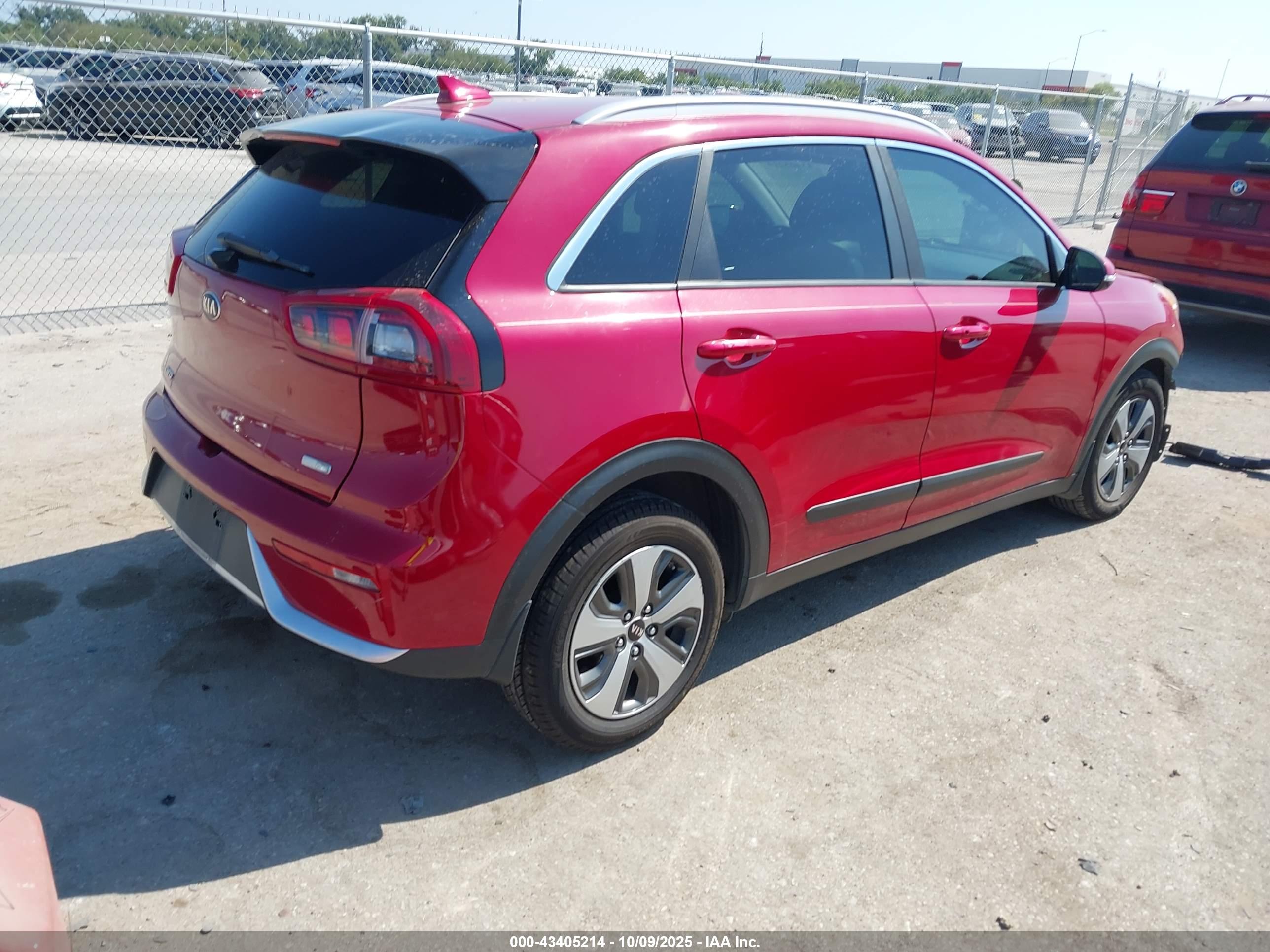 KIA NIRO image 4