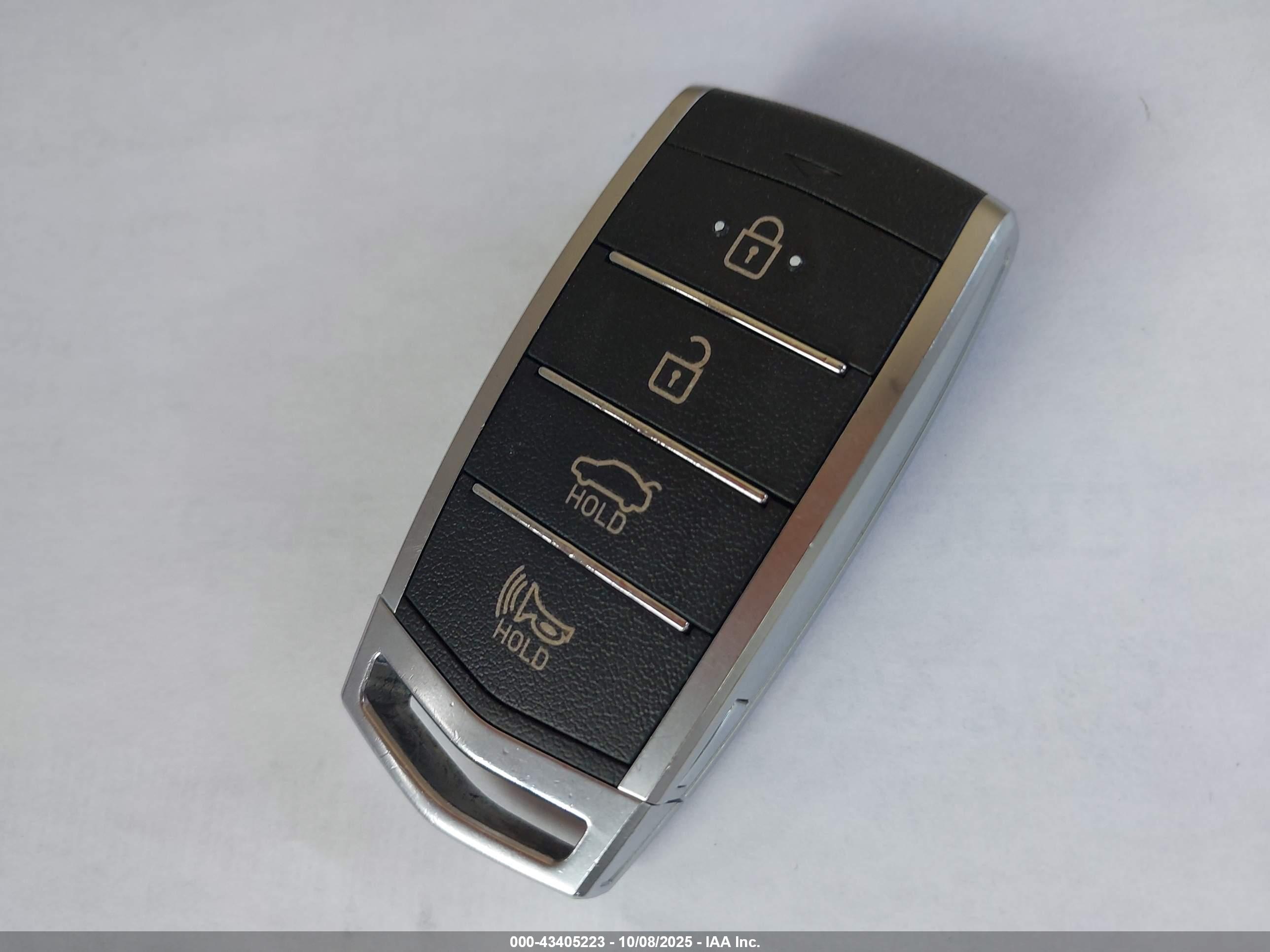 GENESIS G80 image 11