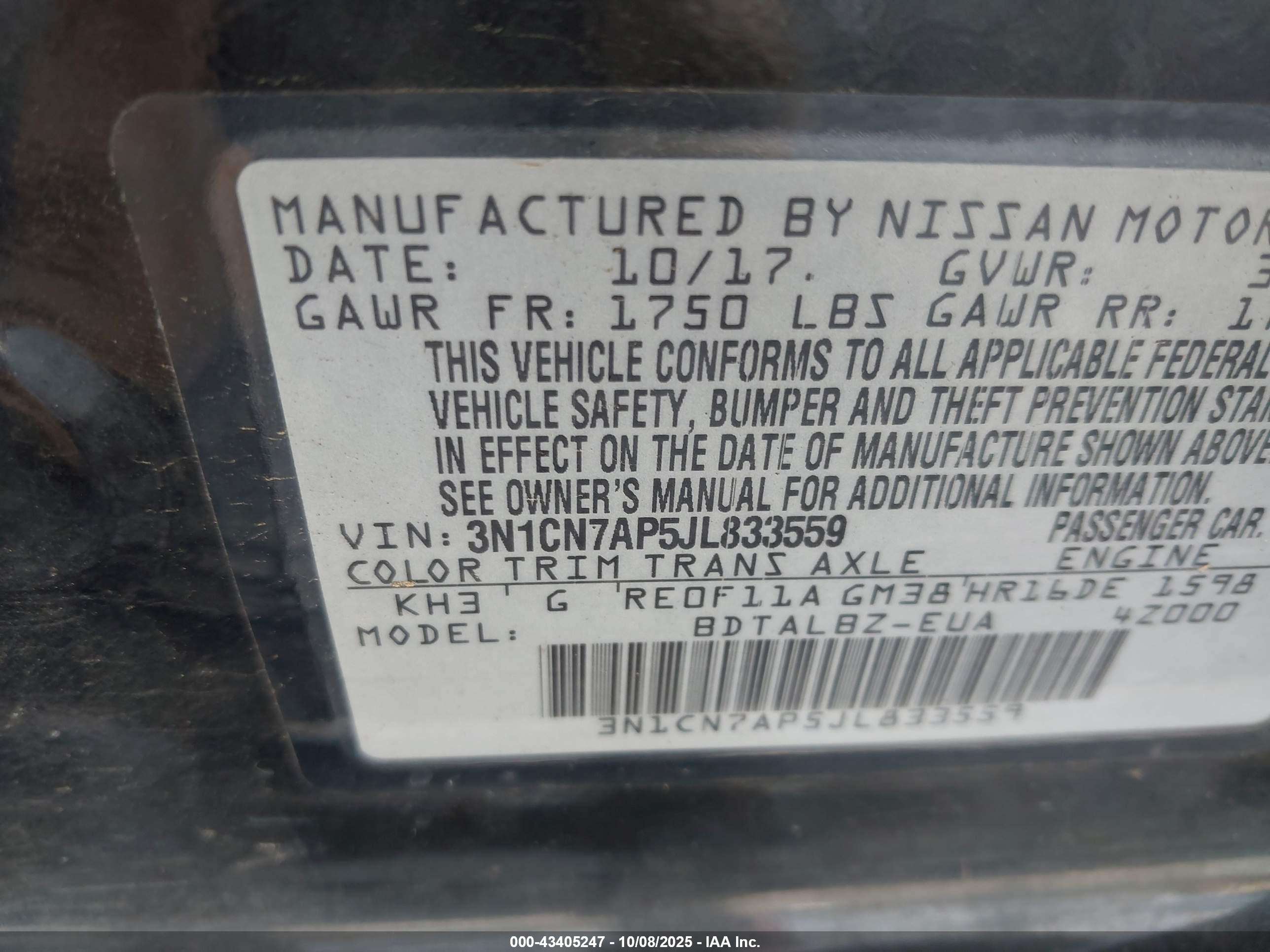 NISSAN VERSA image 9