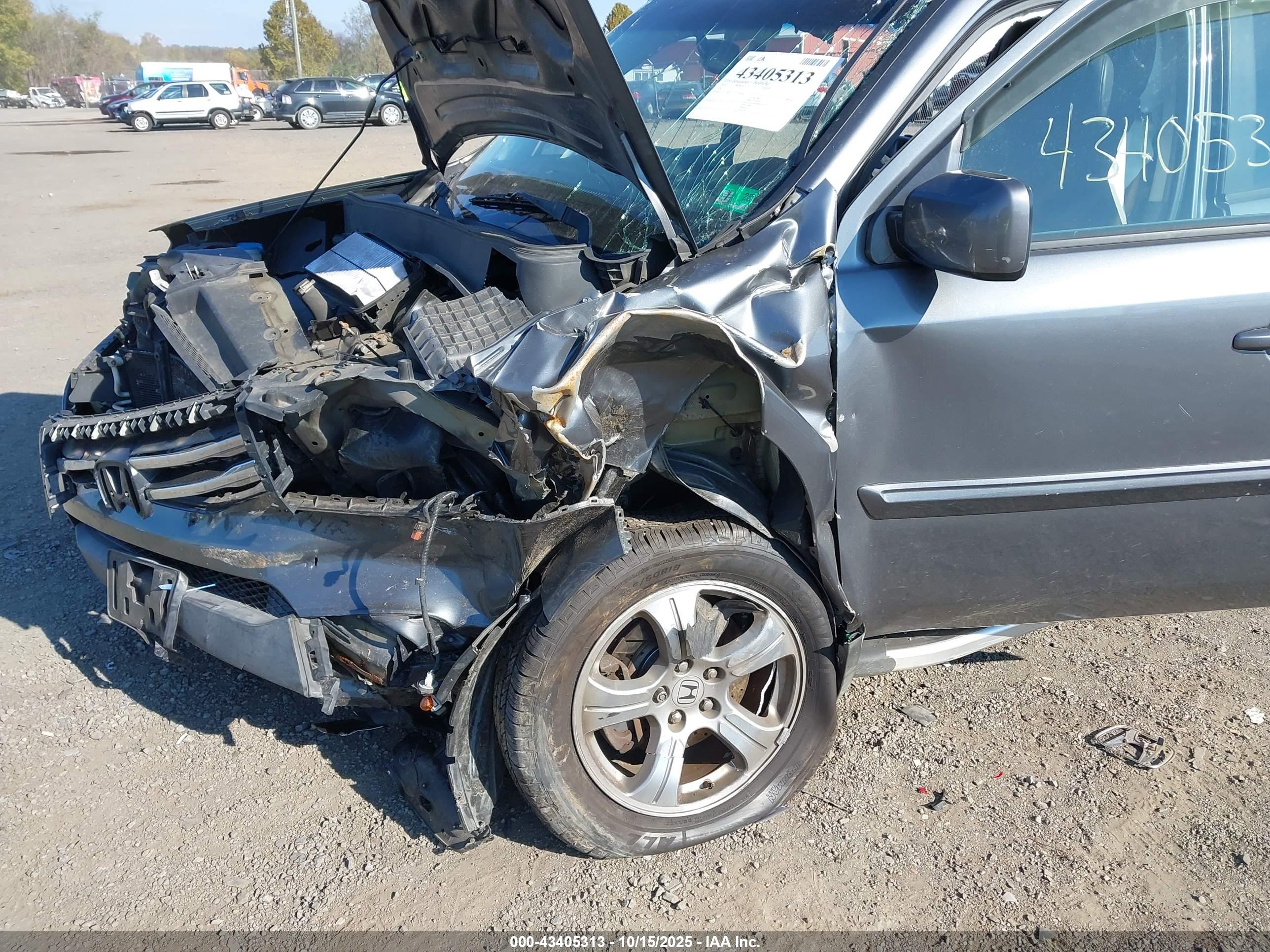 HONDA PILOT image 6