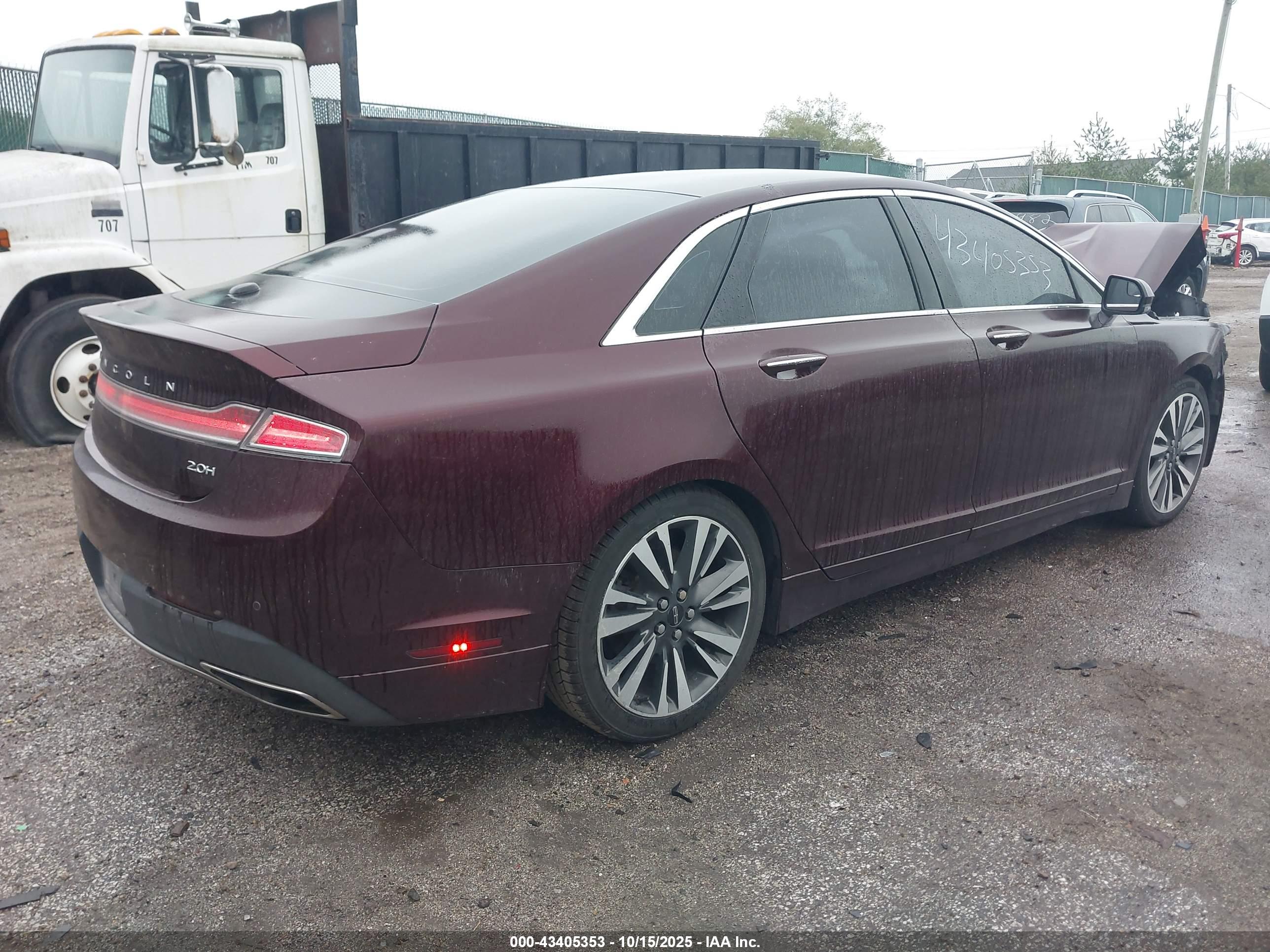 LINCOLN MKZ image 4