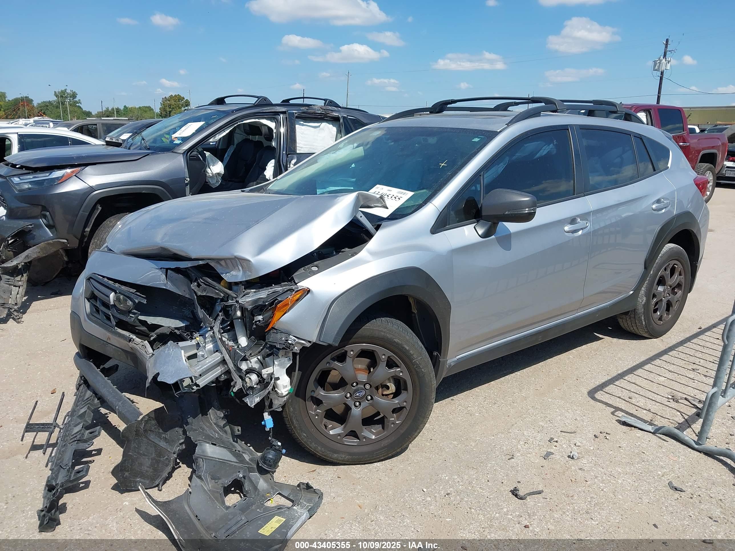 SUBARU CROSSTREK image 2