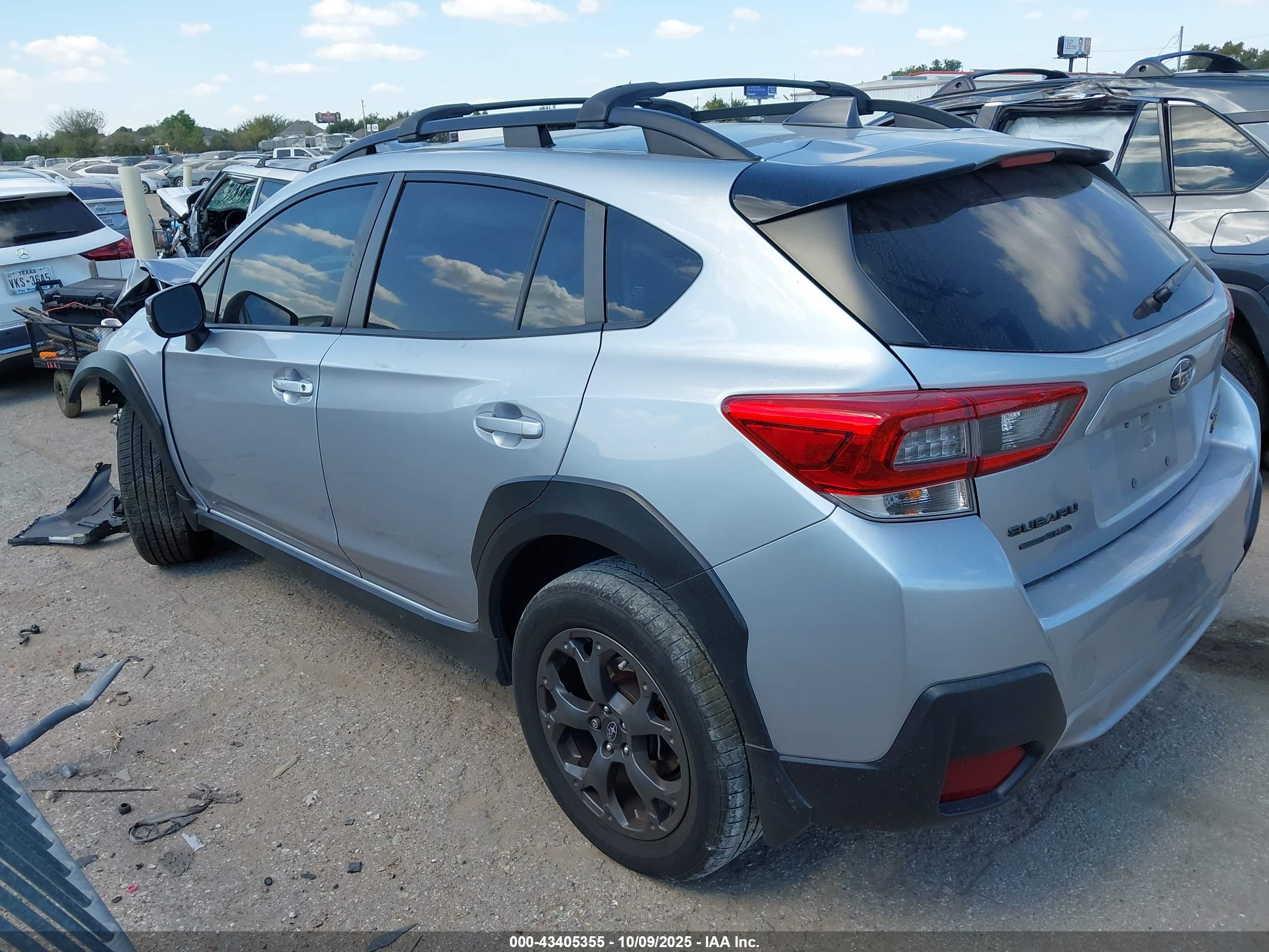 SUBARU CROSSTREK image 3