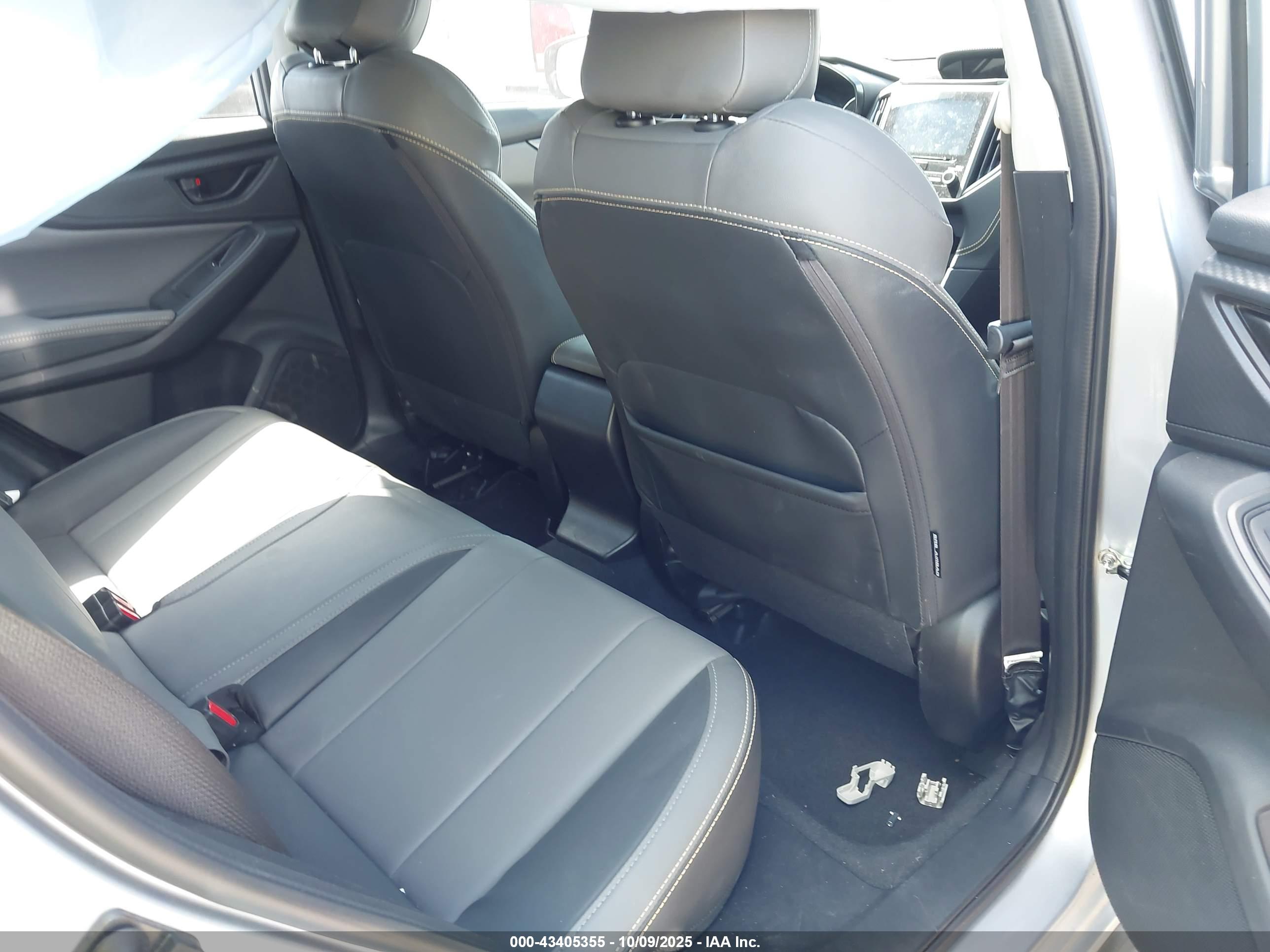 SUBARU CROSSTREK image 8