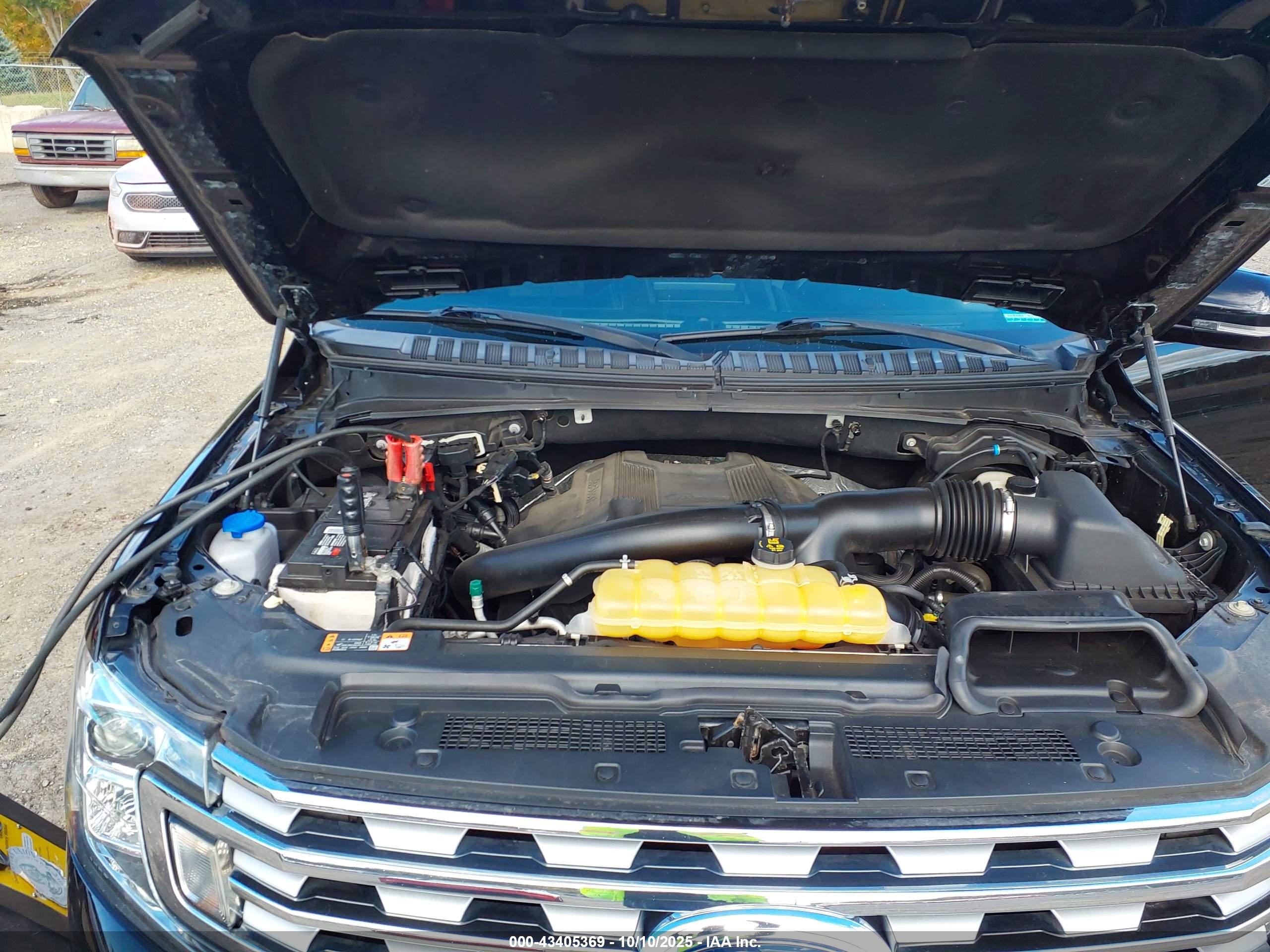 FORD EXPEDITION image 10