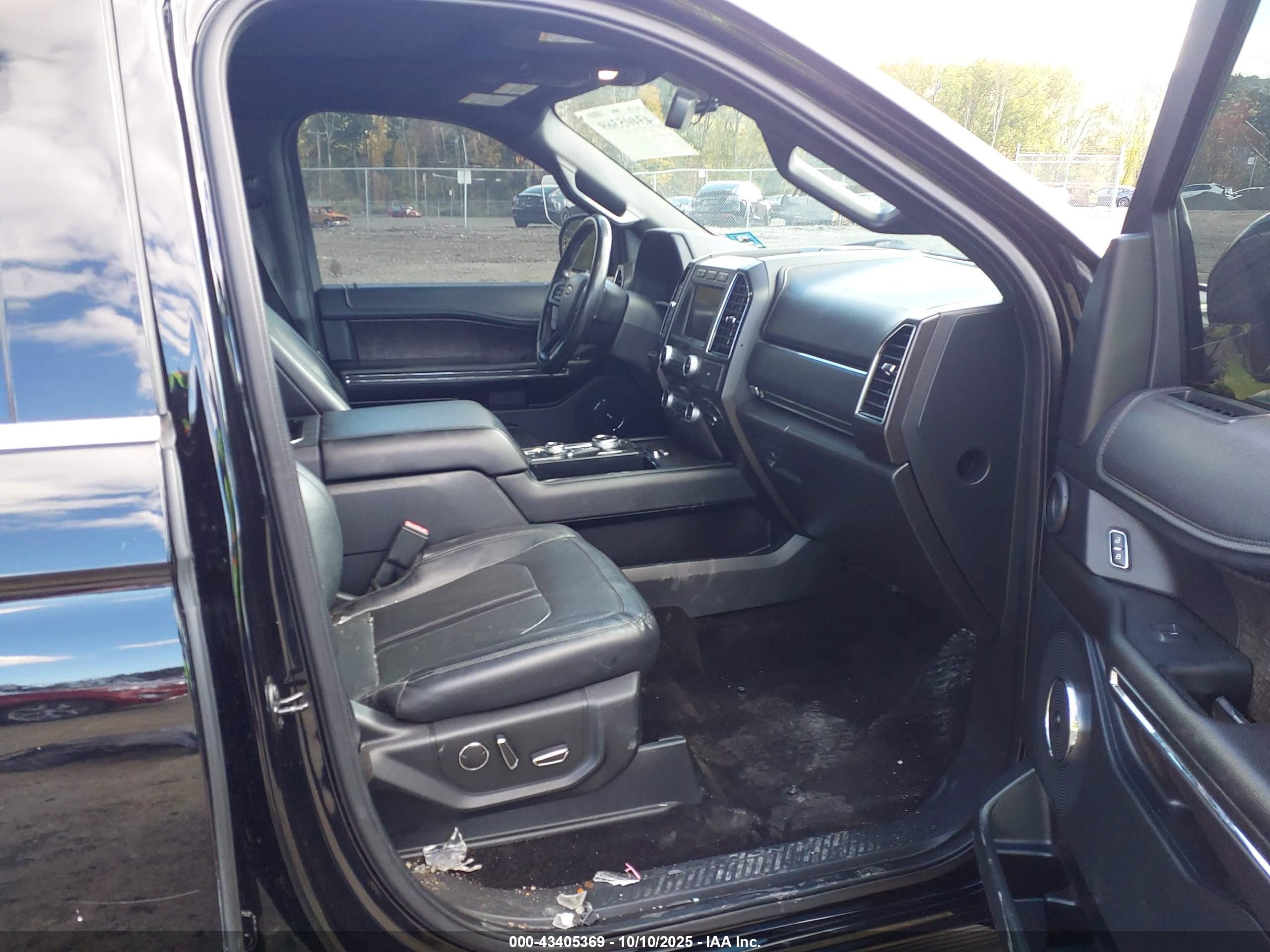 FORD EXPEDITION image 5