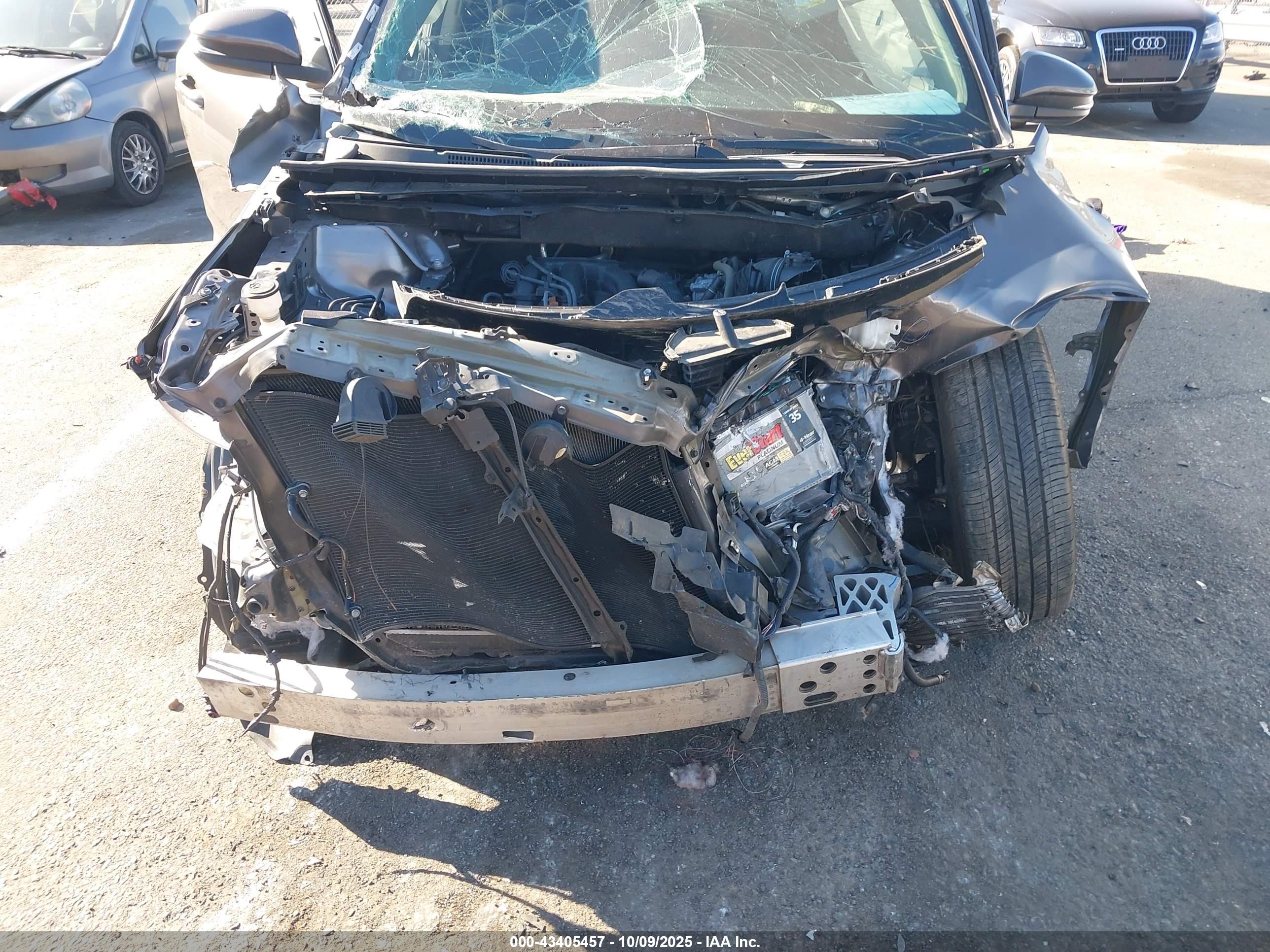 TOYOTA HIGHLANDER image 10
