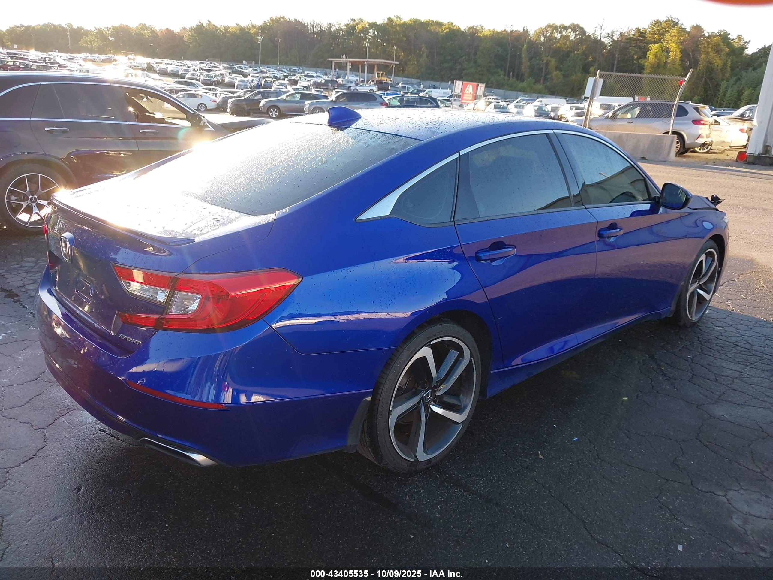 HONDA ACCORD image 4