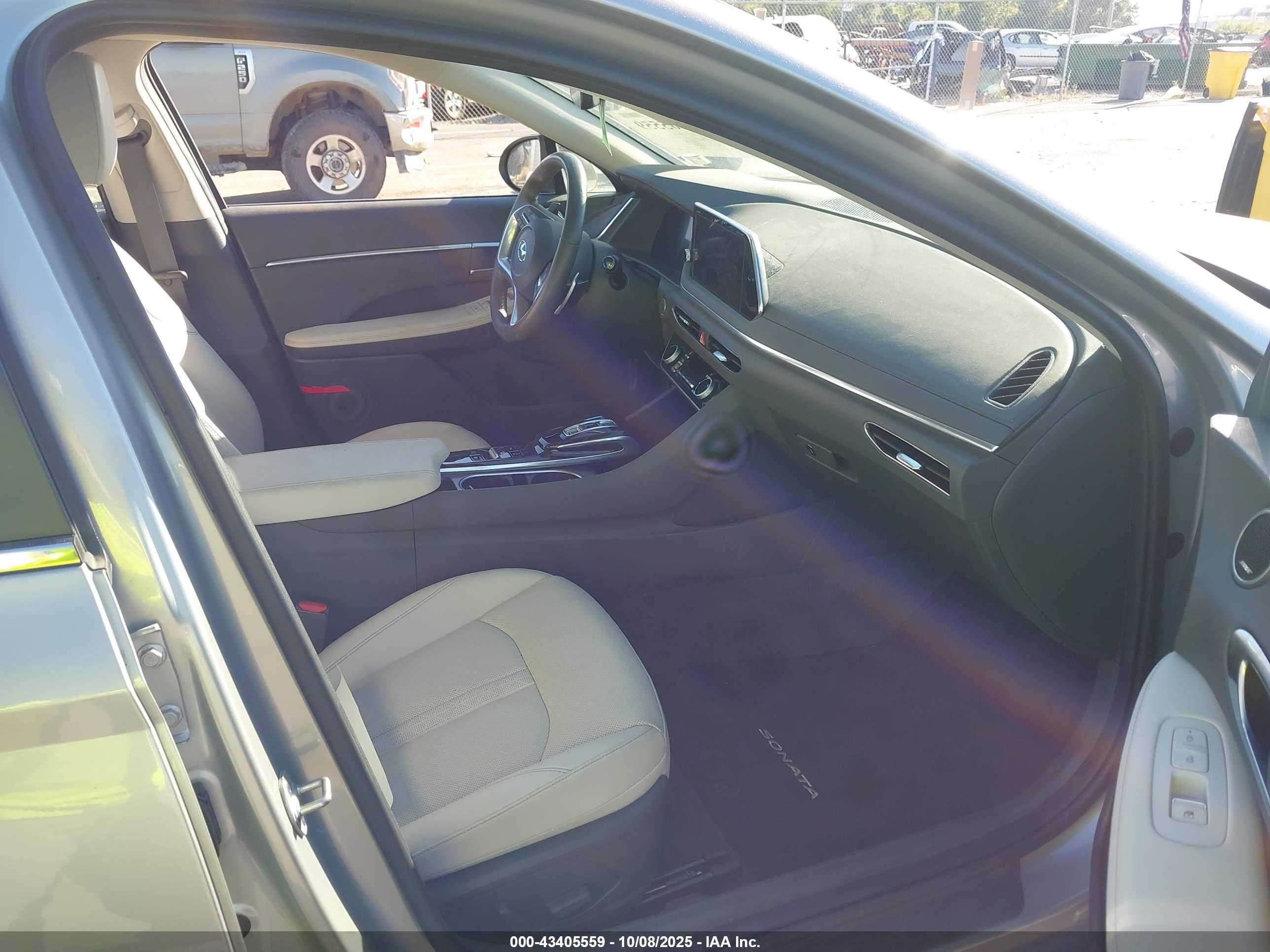 HYUNDAI SONATA image 5