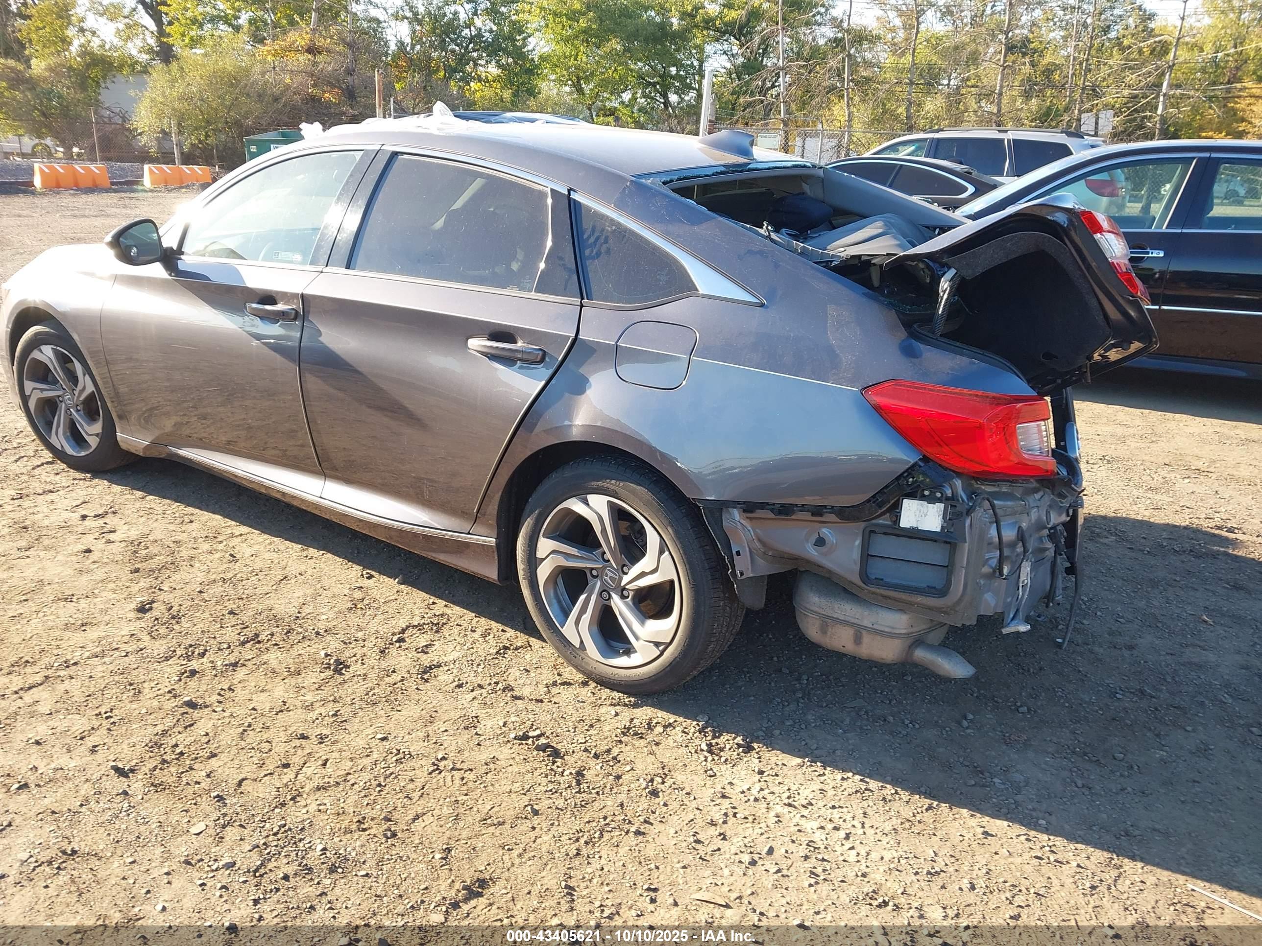 HONDA ACCORD image 3