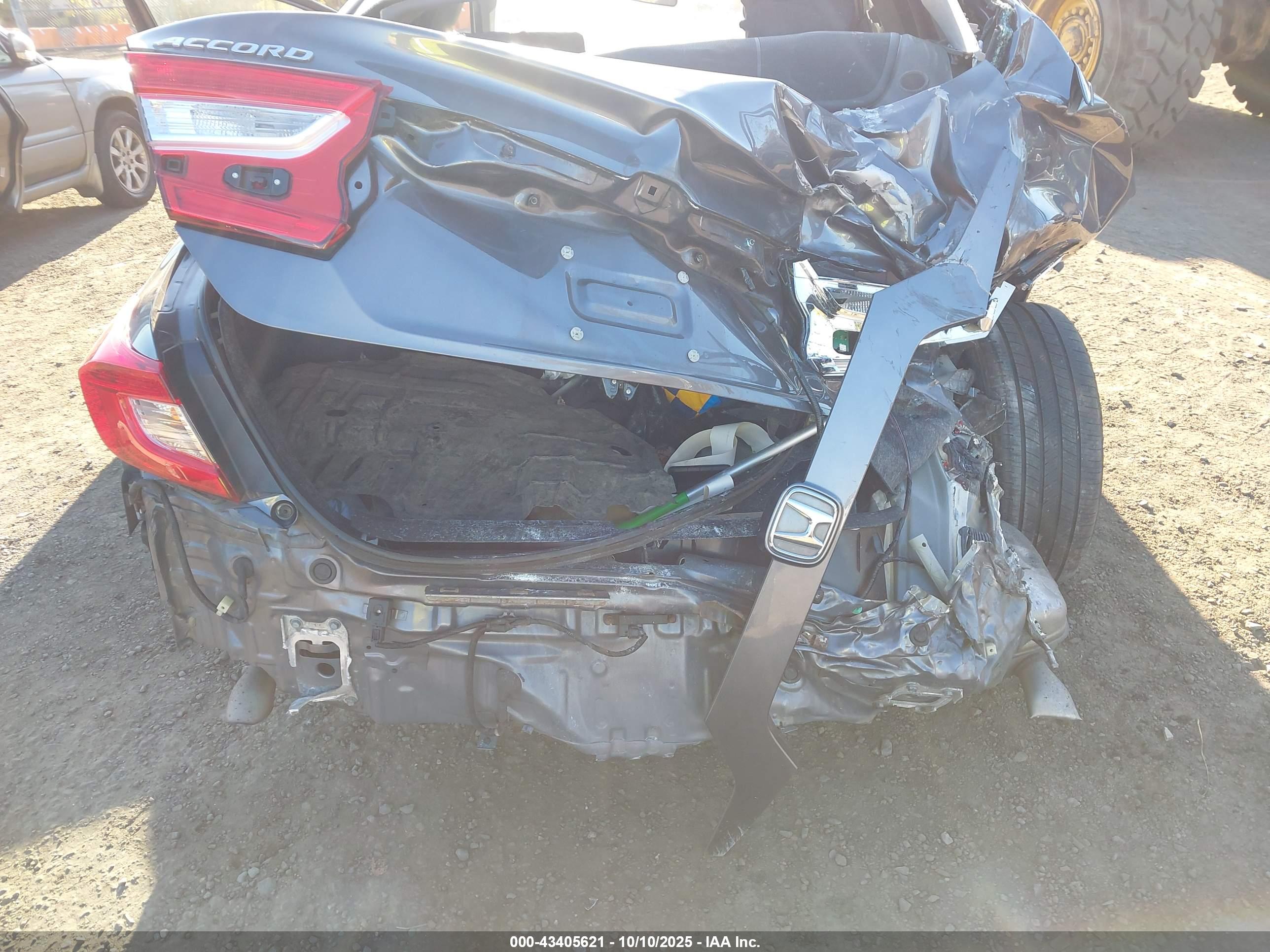 HONDA ACCORD image 6