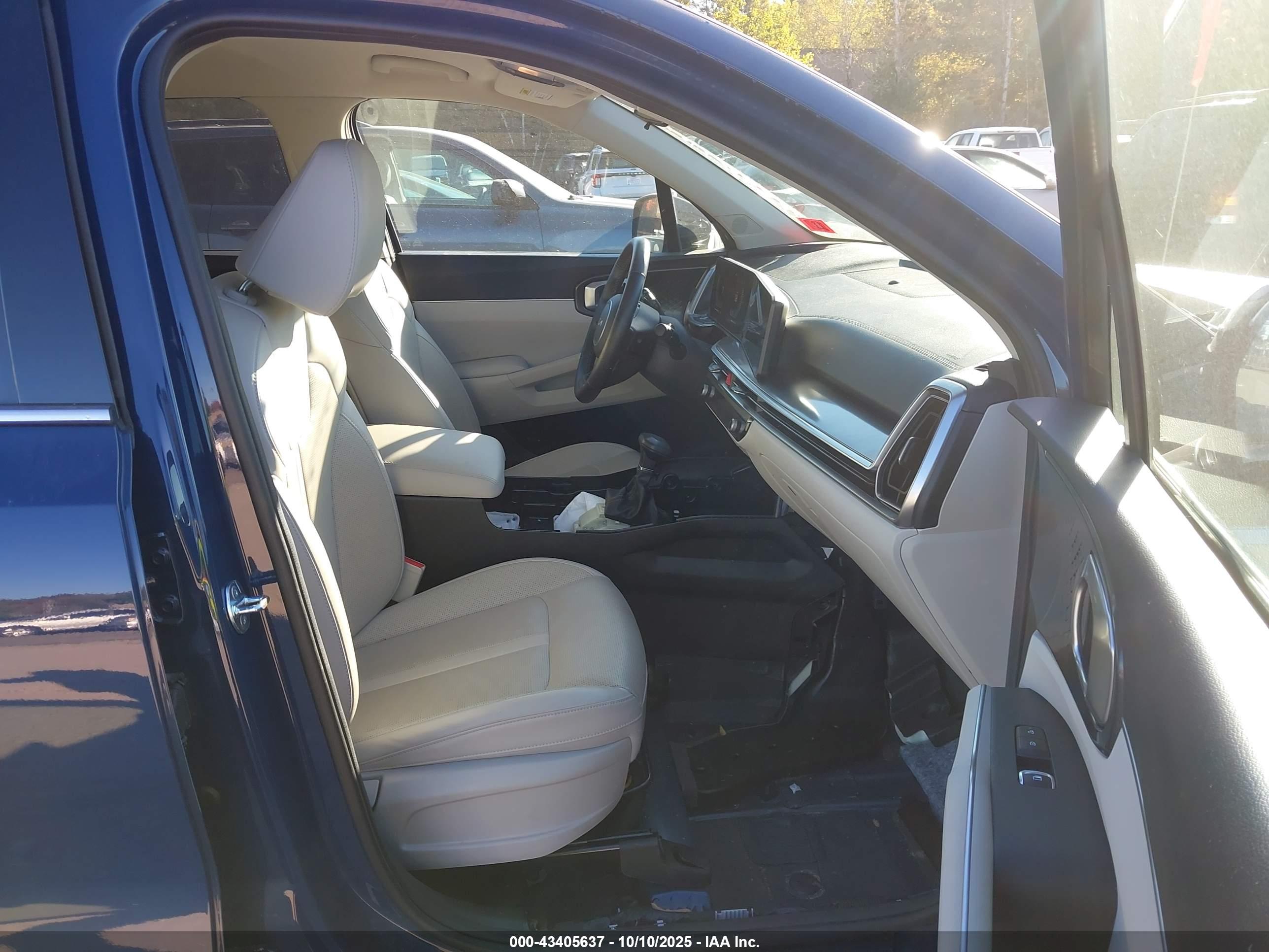 KIA SORENTO image 5