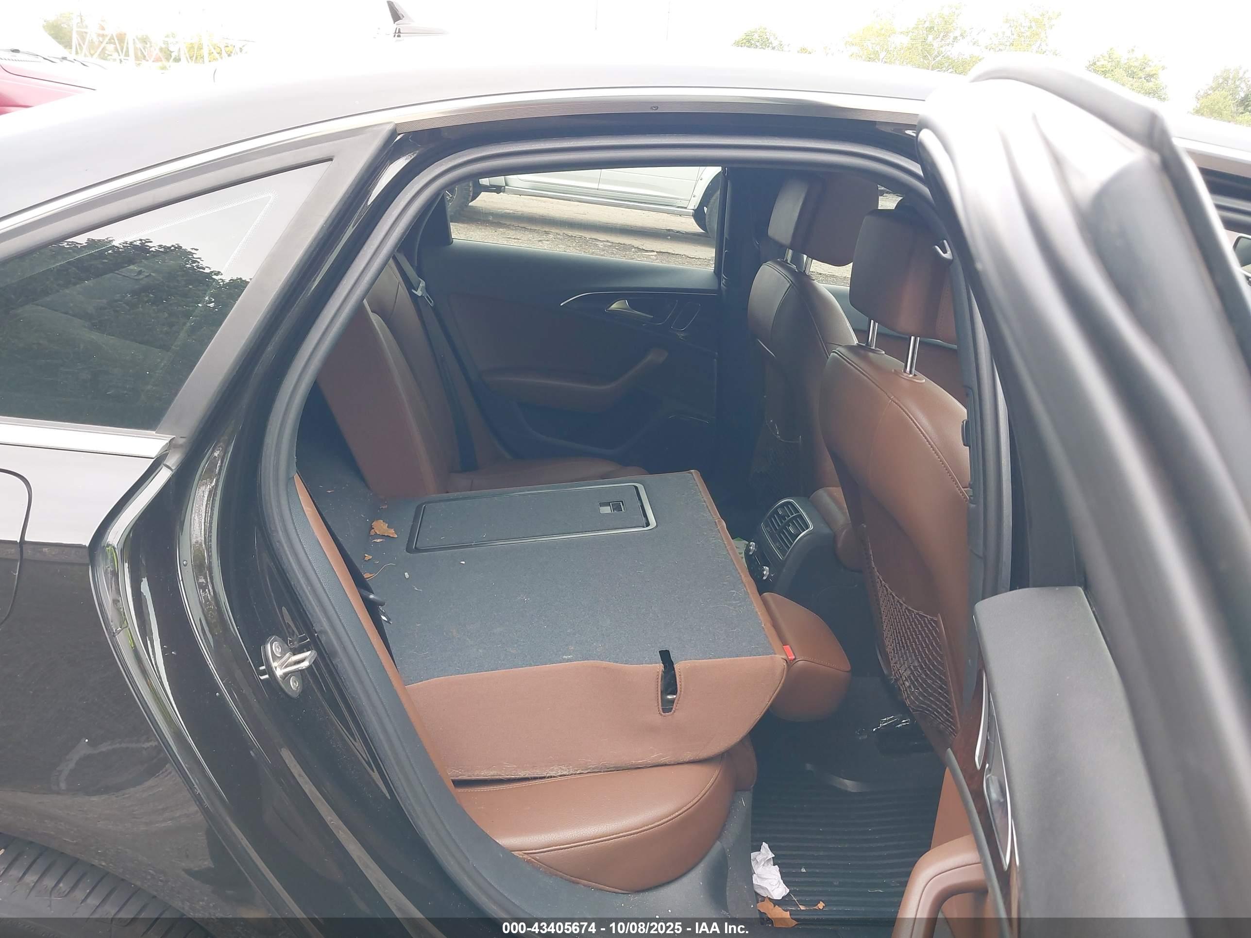 AUDI A6 image 8