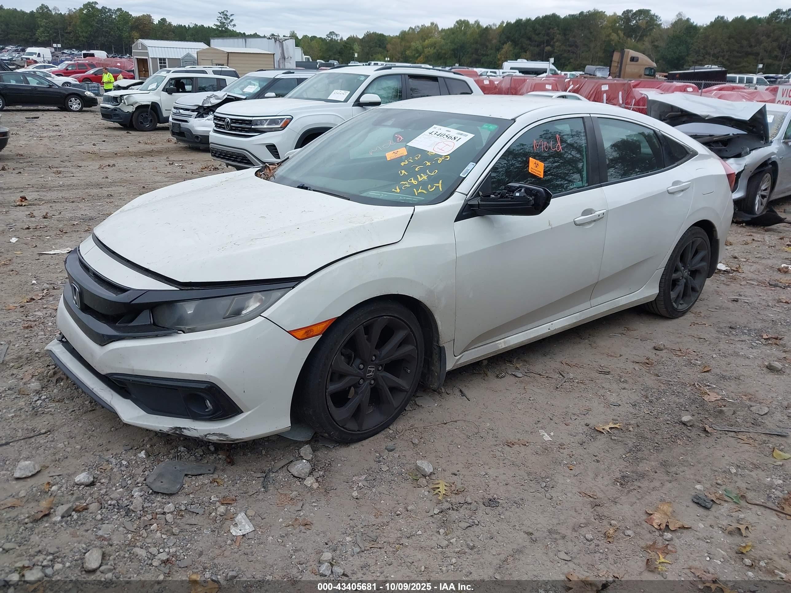 HONDA CIVIC image 2