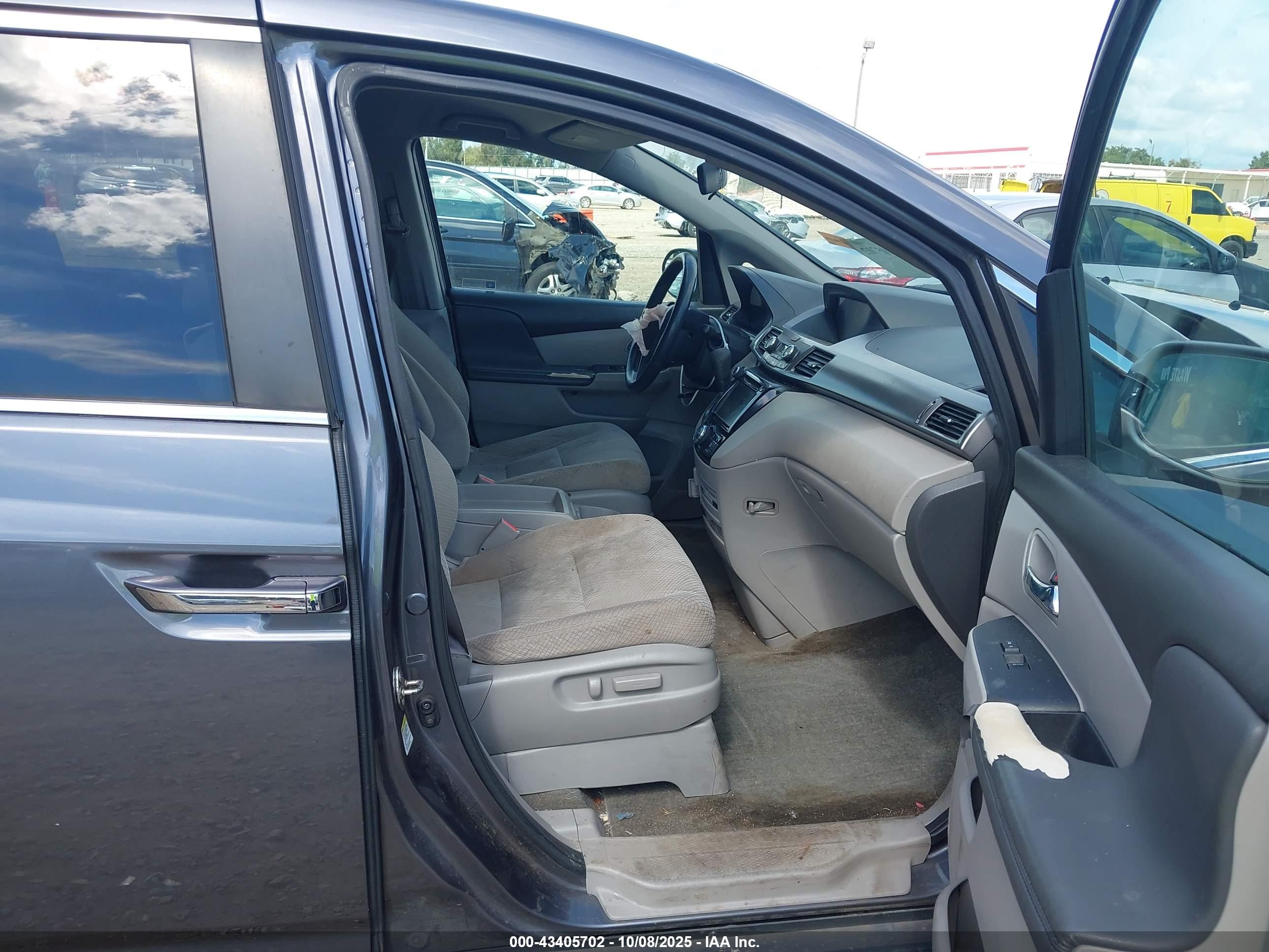 HONDA ODYSSEY image 5