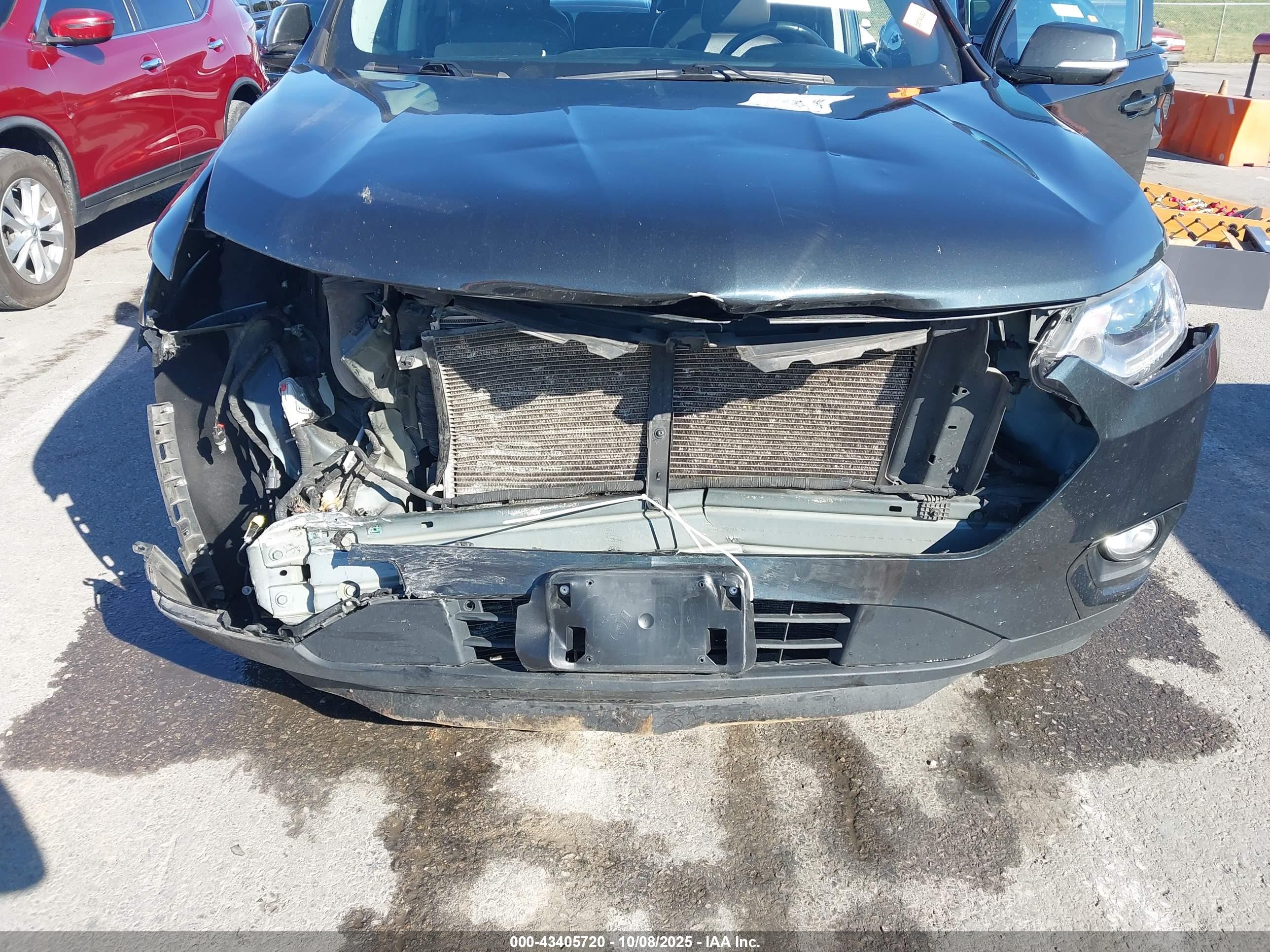 CHEVROLET TRAVERSE image 6