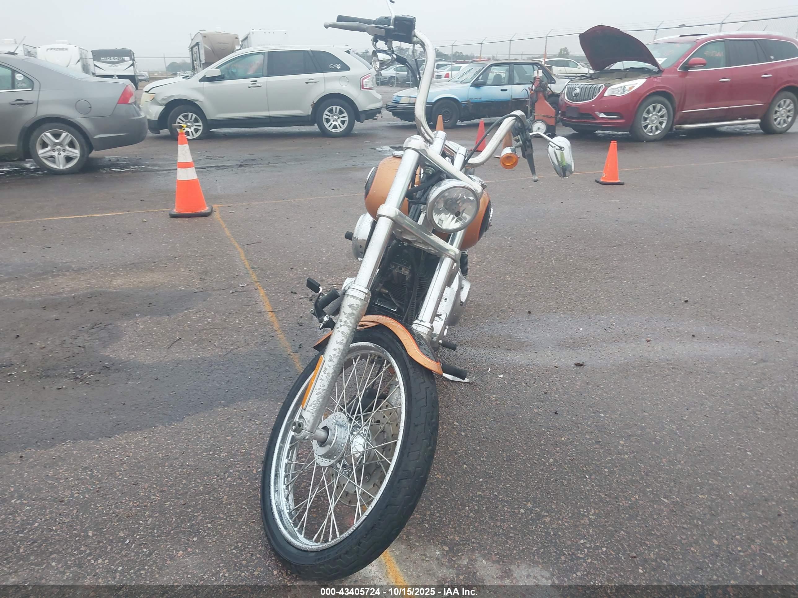 HARLEY-DAVIDSON FXDWG image 5