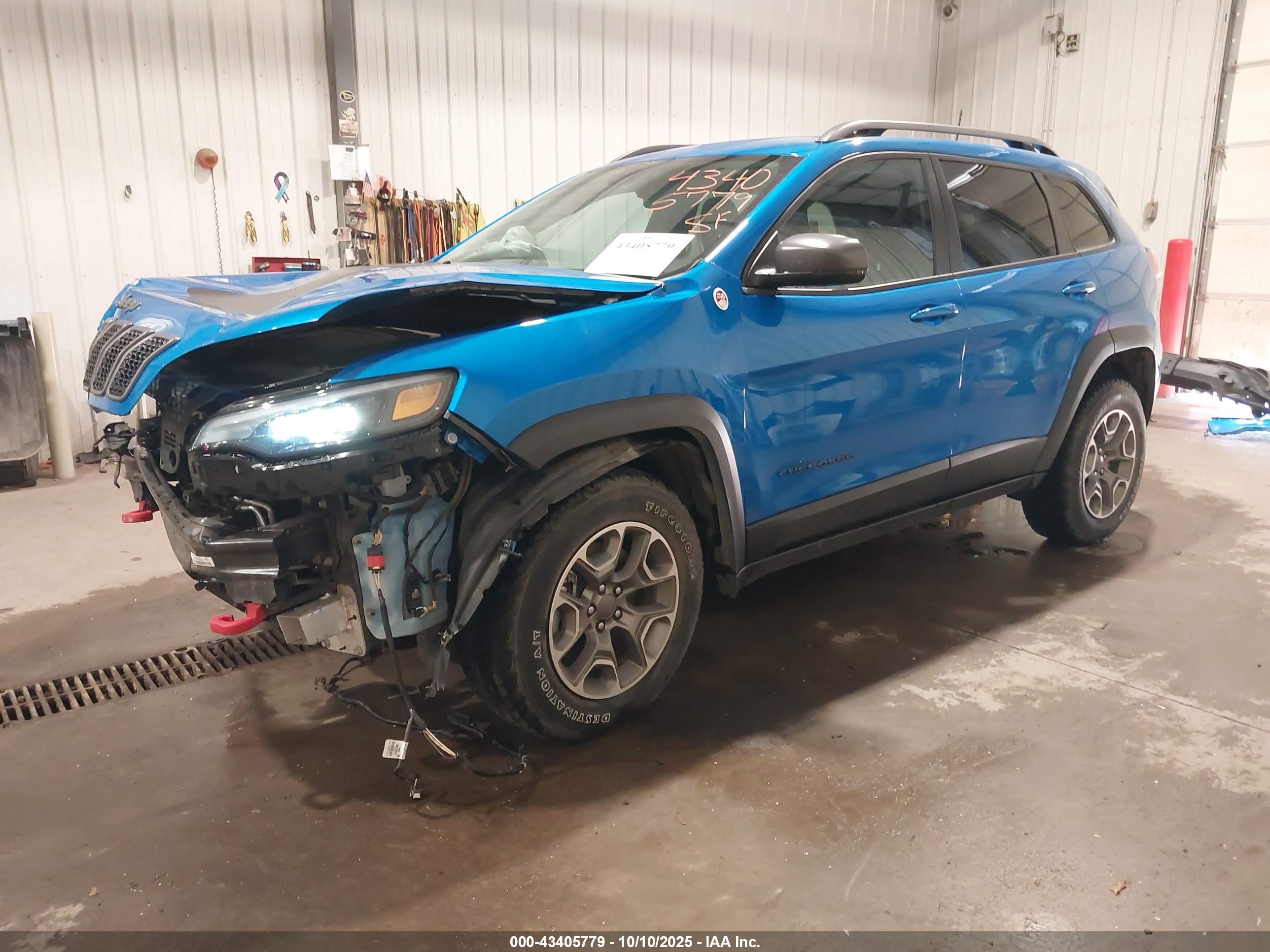 JEEP CHEROKEE image 2
