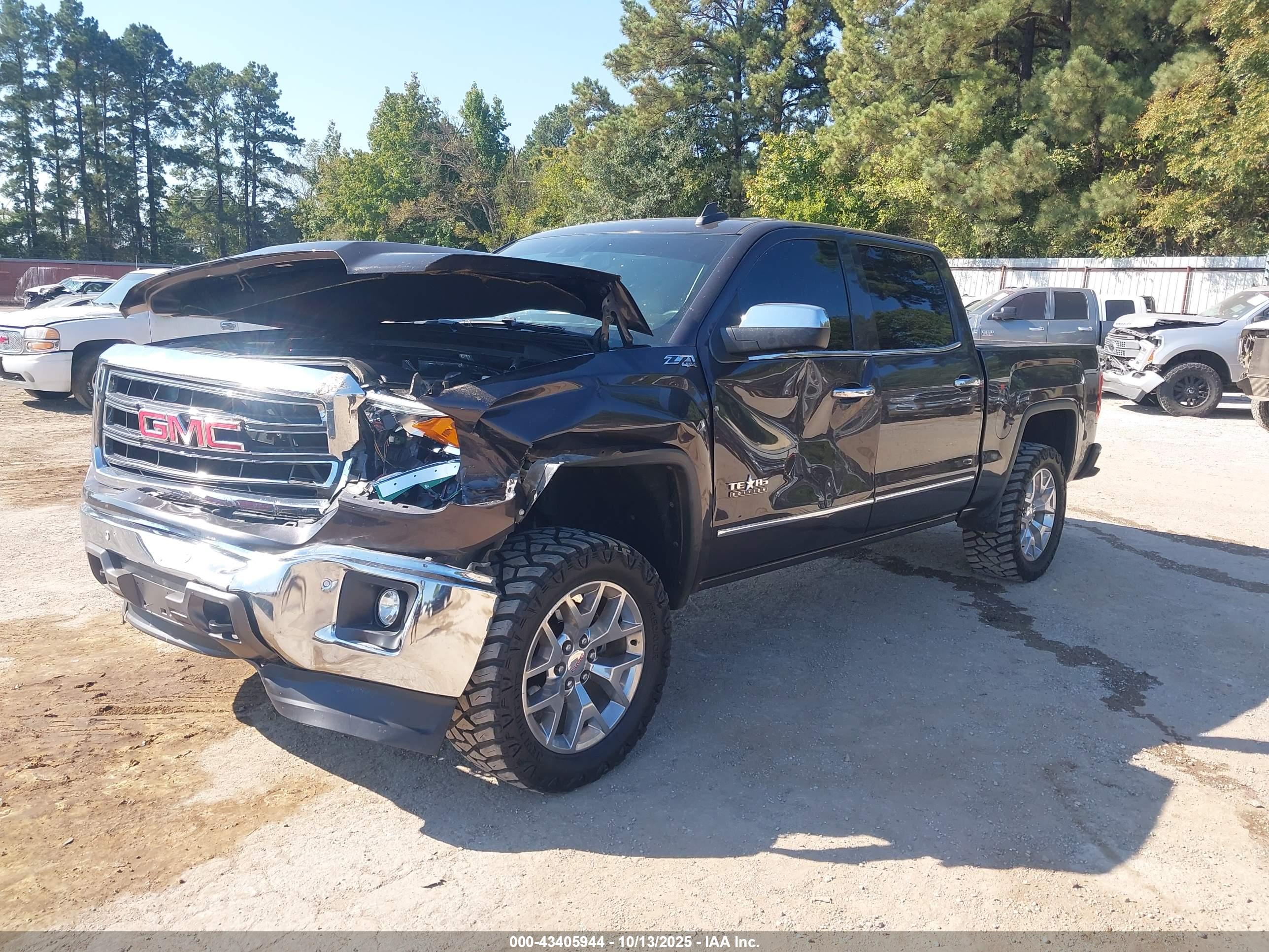 GMC SIERRA image 2