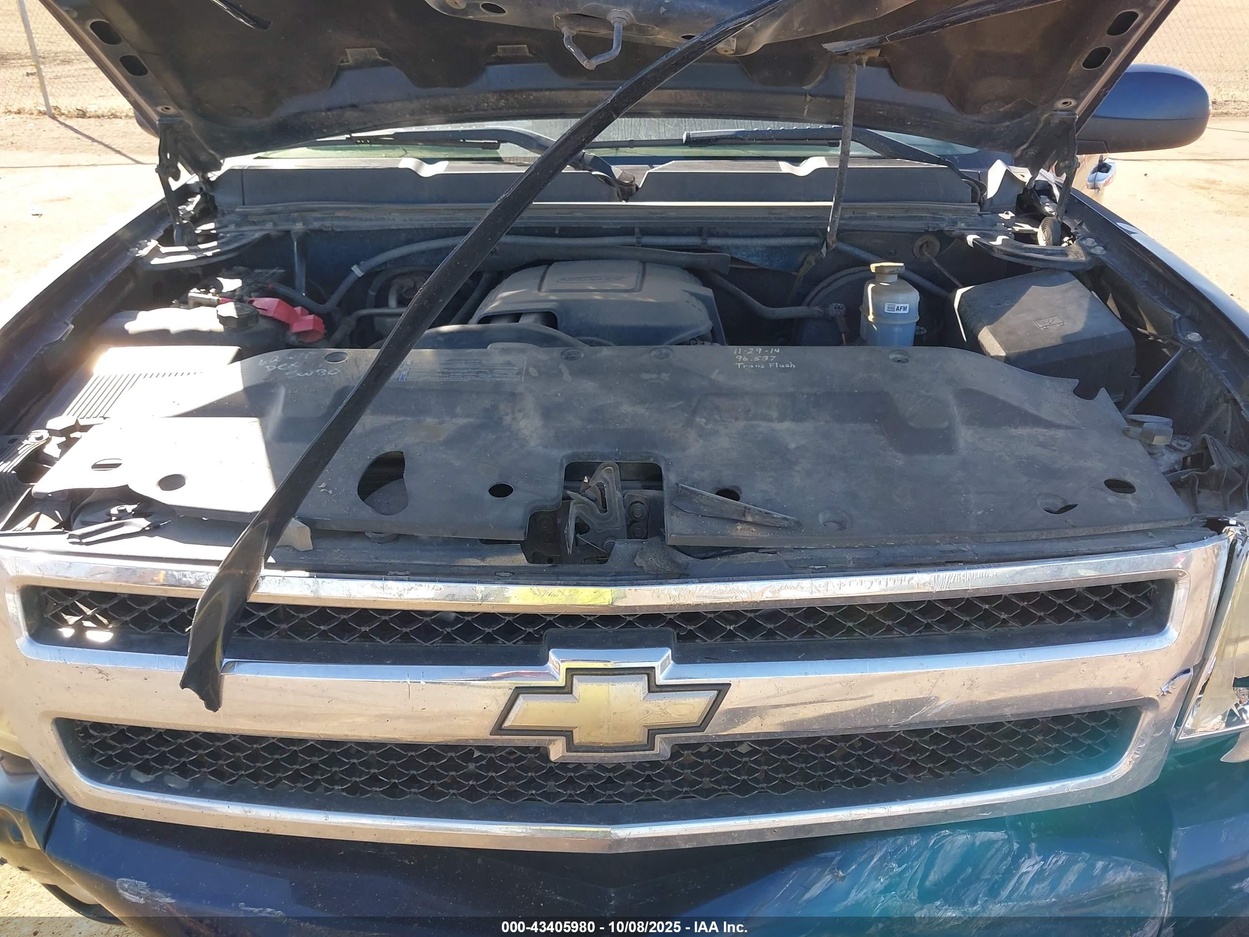 CHEVROLET SILVERADO image 10