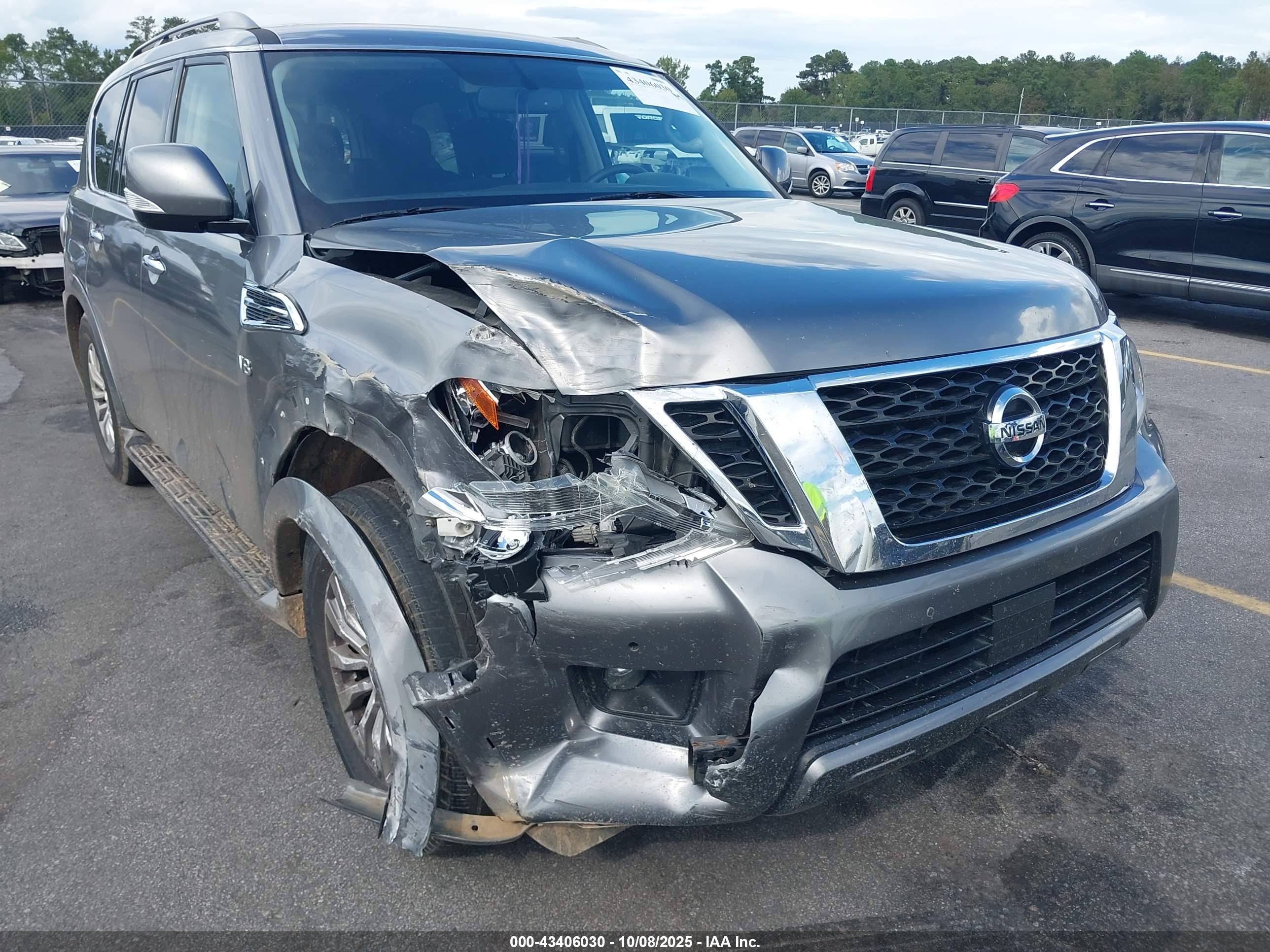 NISSAN ARMADA image 6