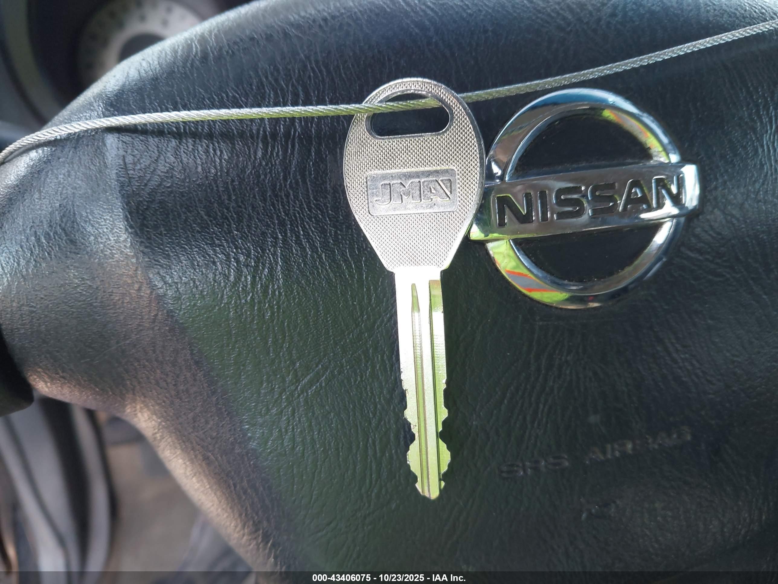 NISSAN FRONTIER image 11