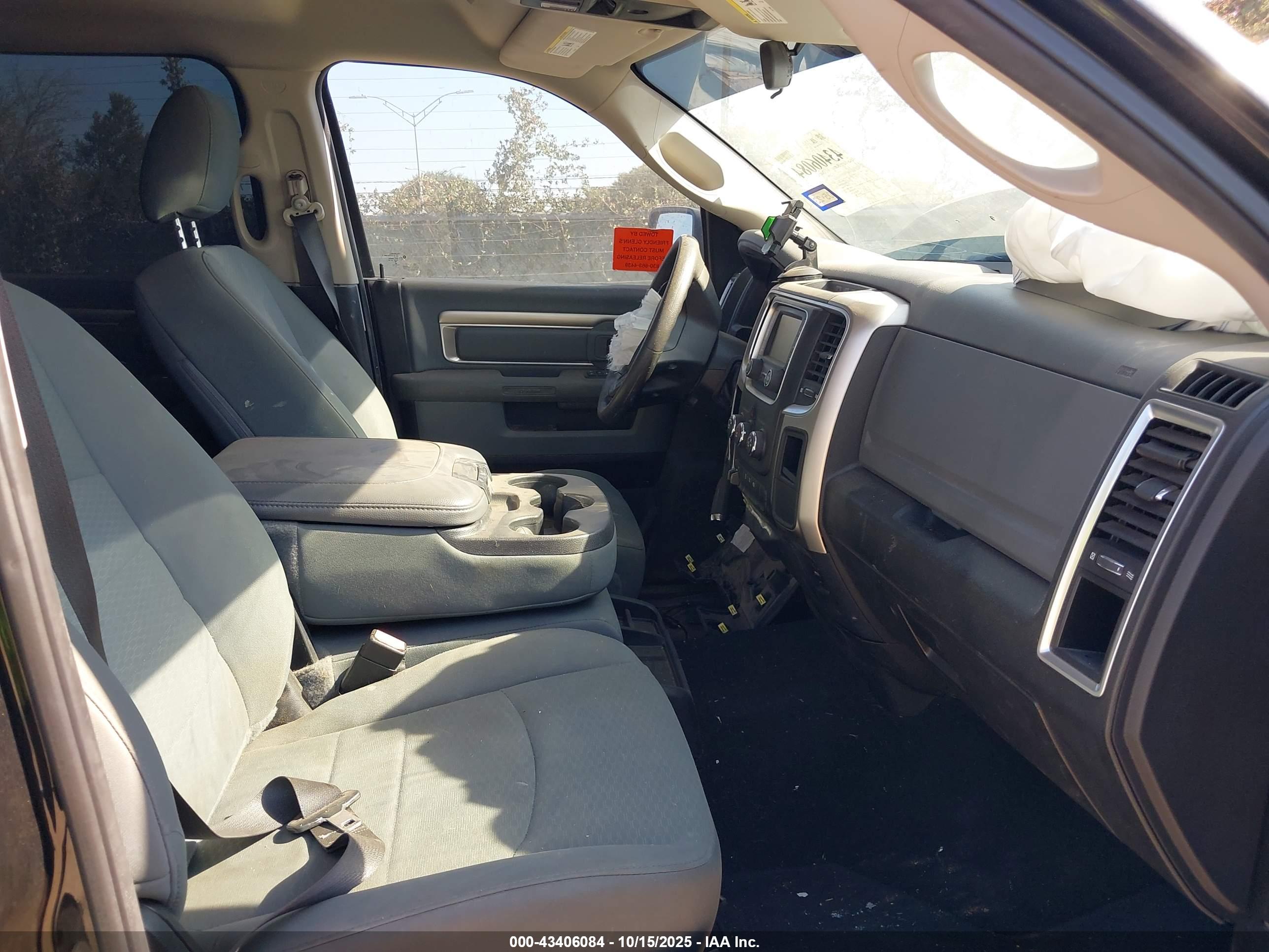 RAM 2500 image 5