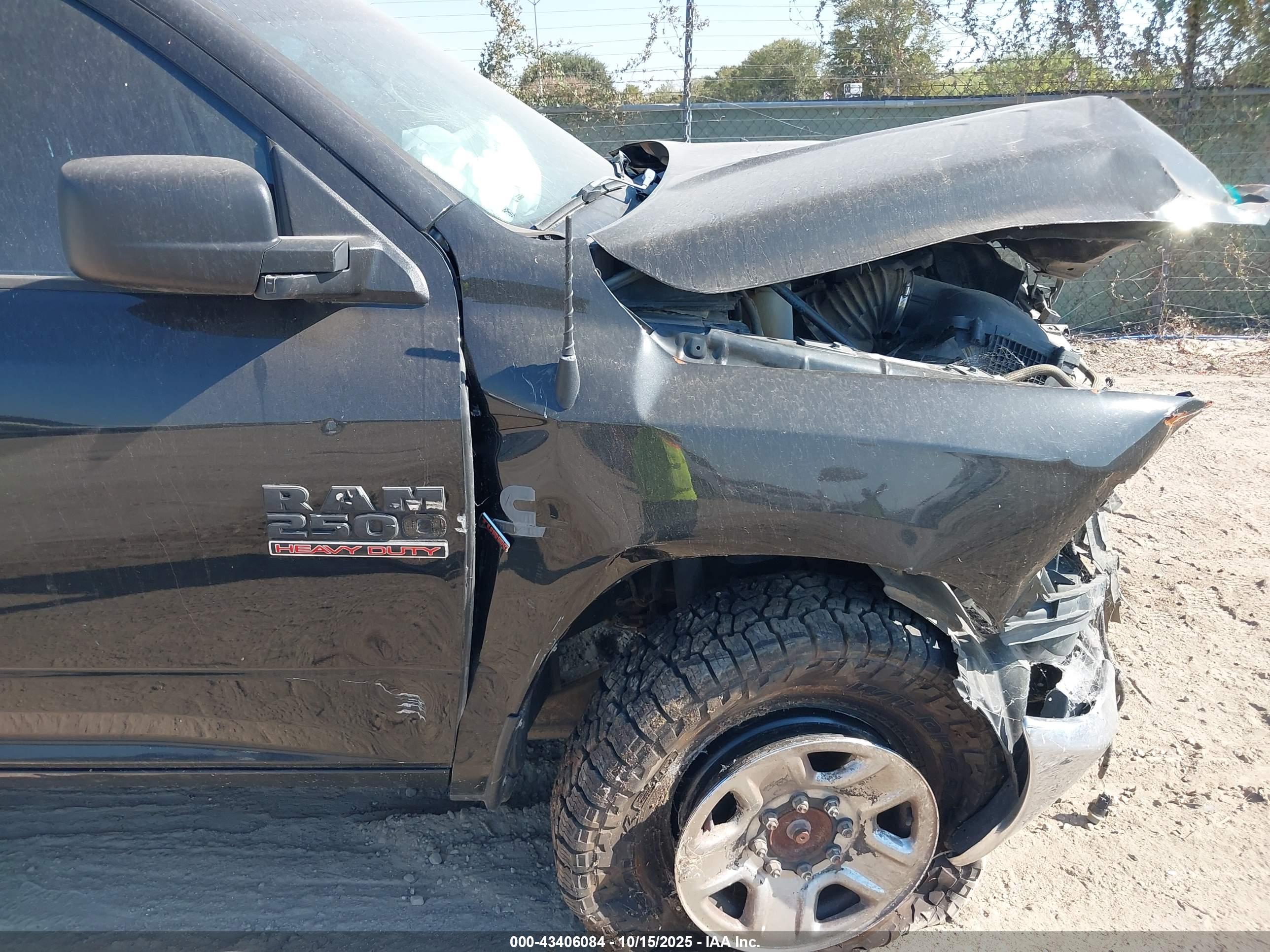 RAM 2500 image 6