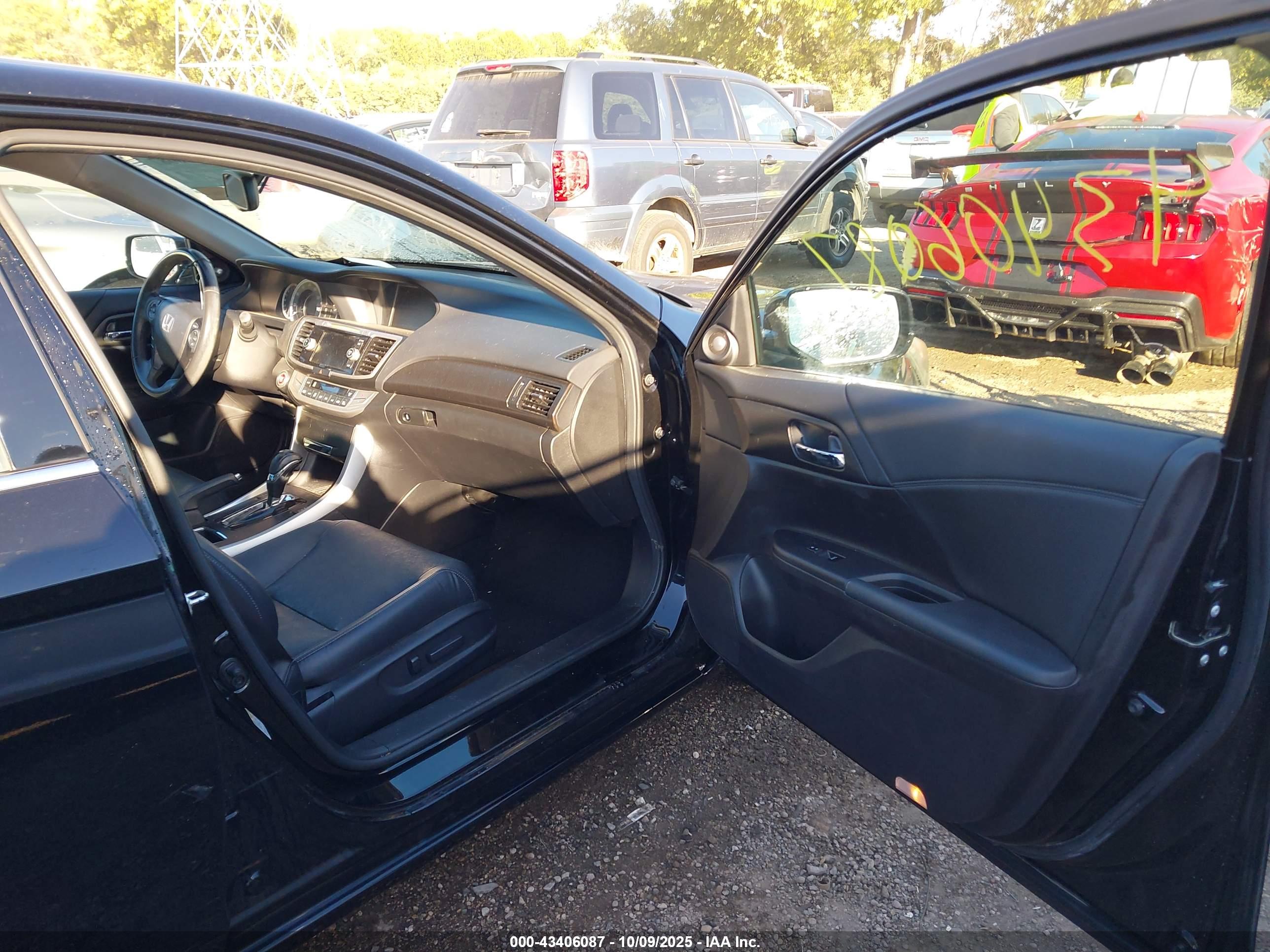 HONDA ACCORD image 5