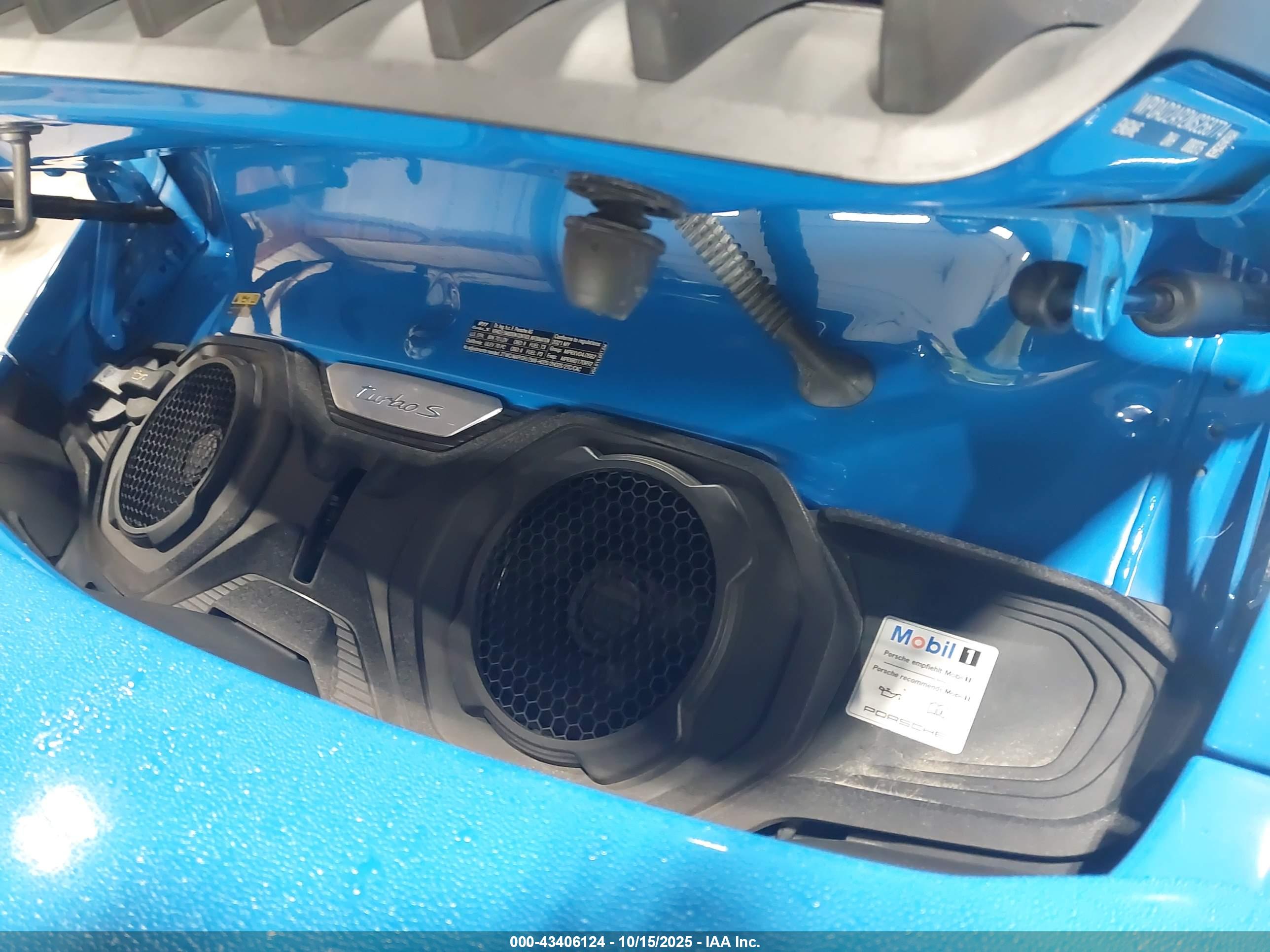 PORSCHE 911 image 10