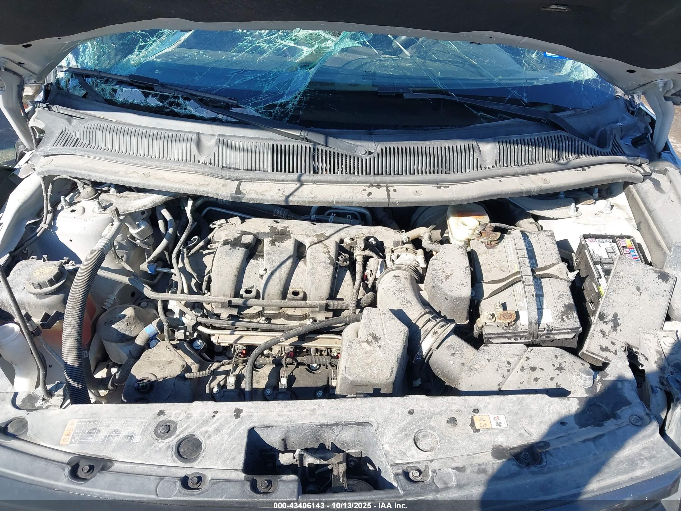 FORD EXPLORER image 10