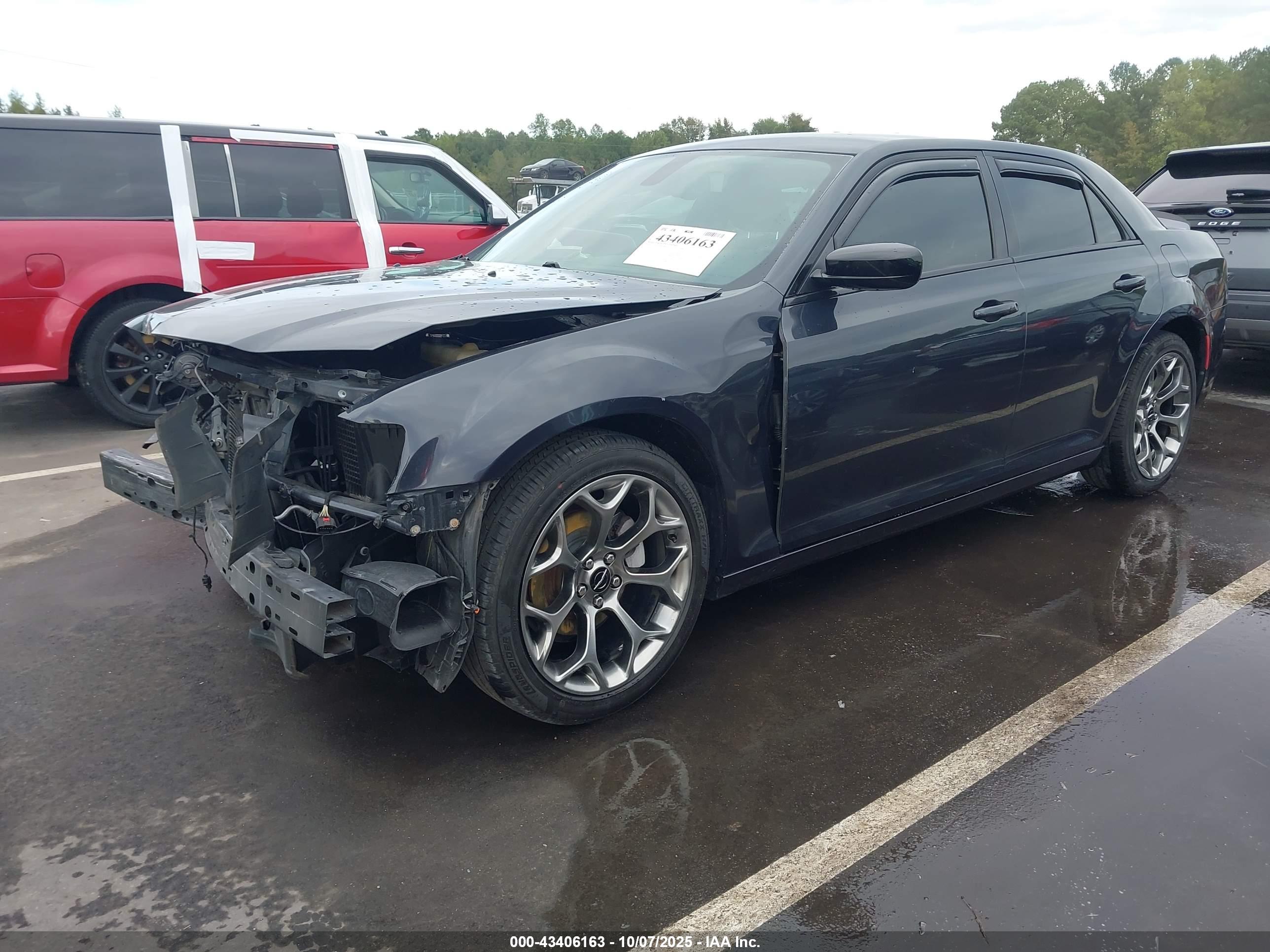 CHRYSLER 300 image 2