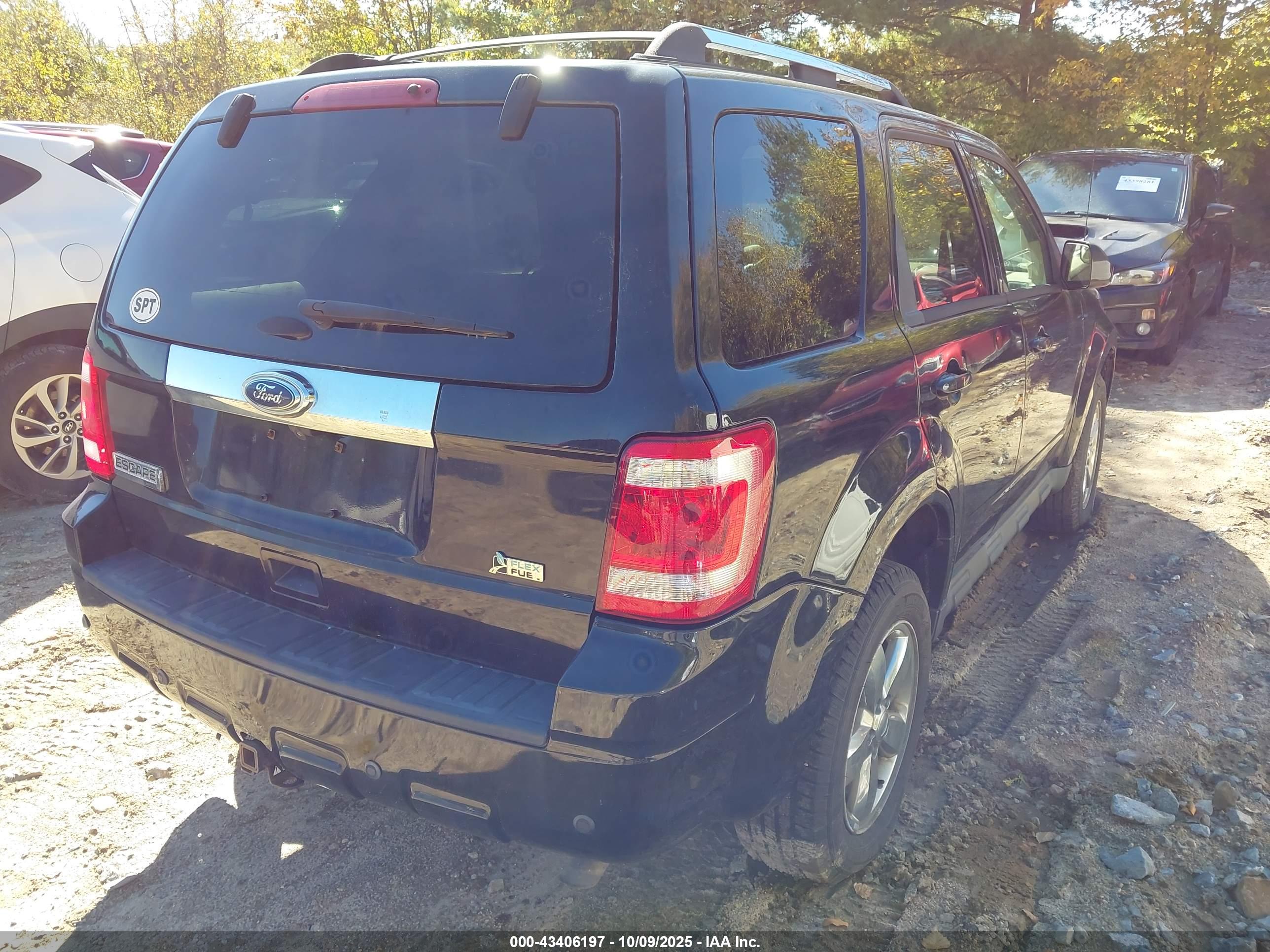 FORD ESCAPE image 4