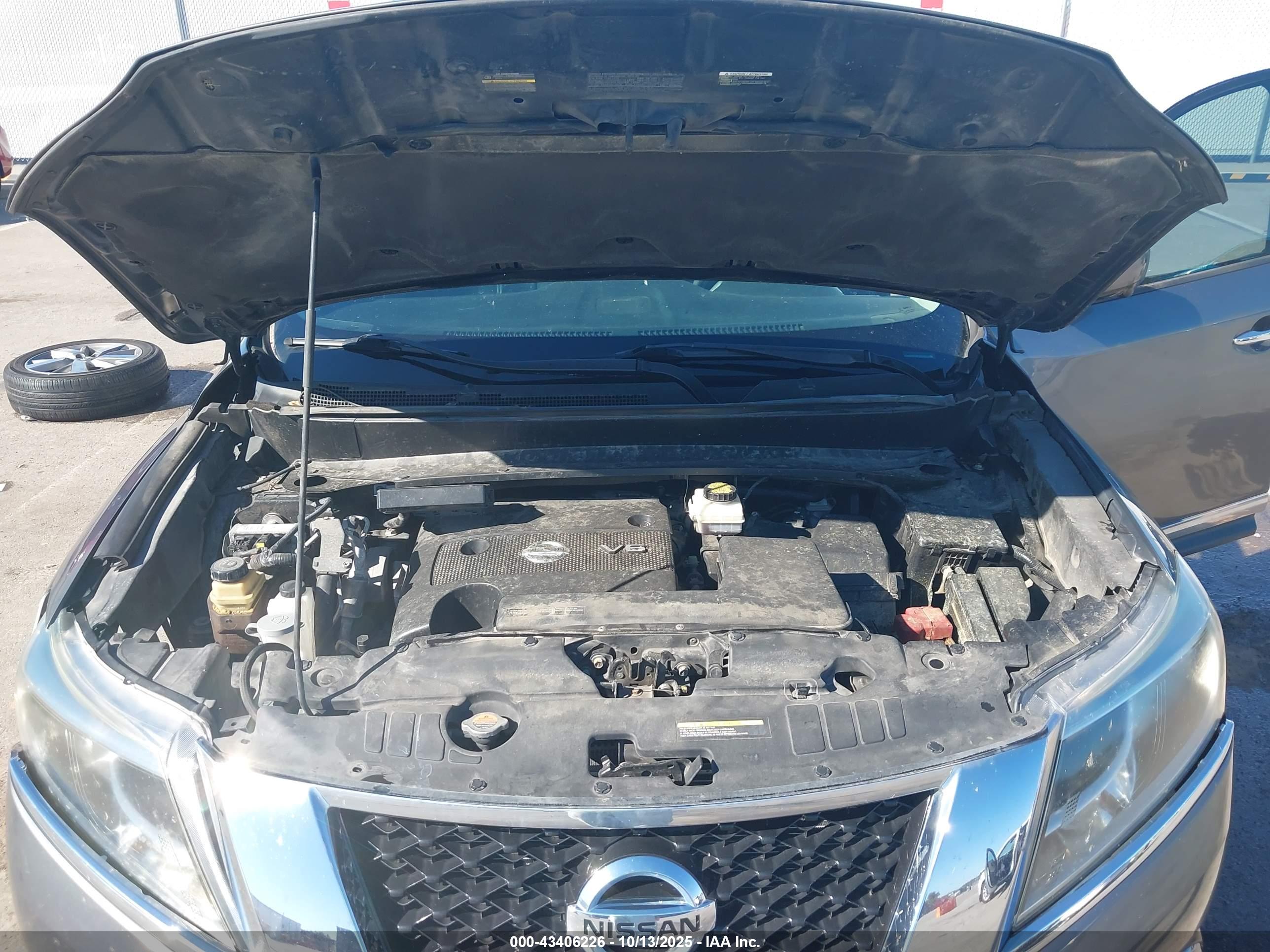 NISSAN PATHFINDER image 10
