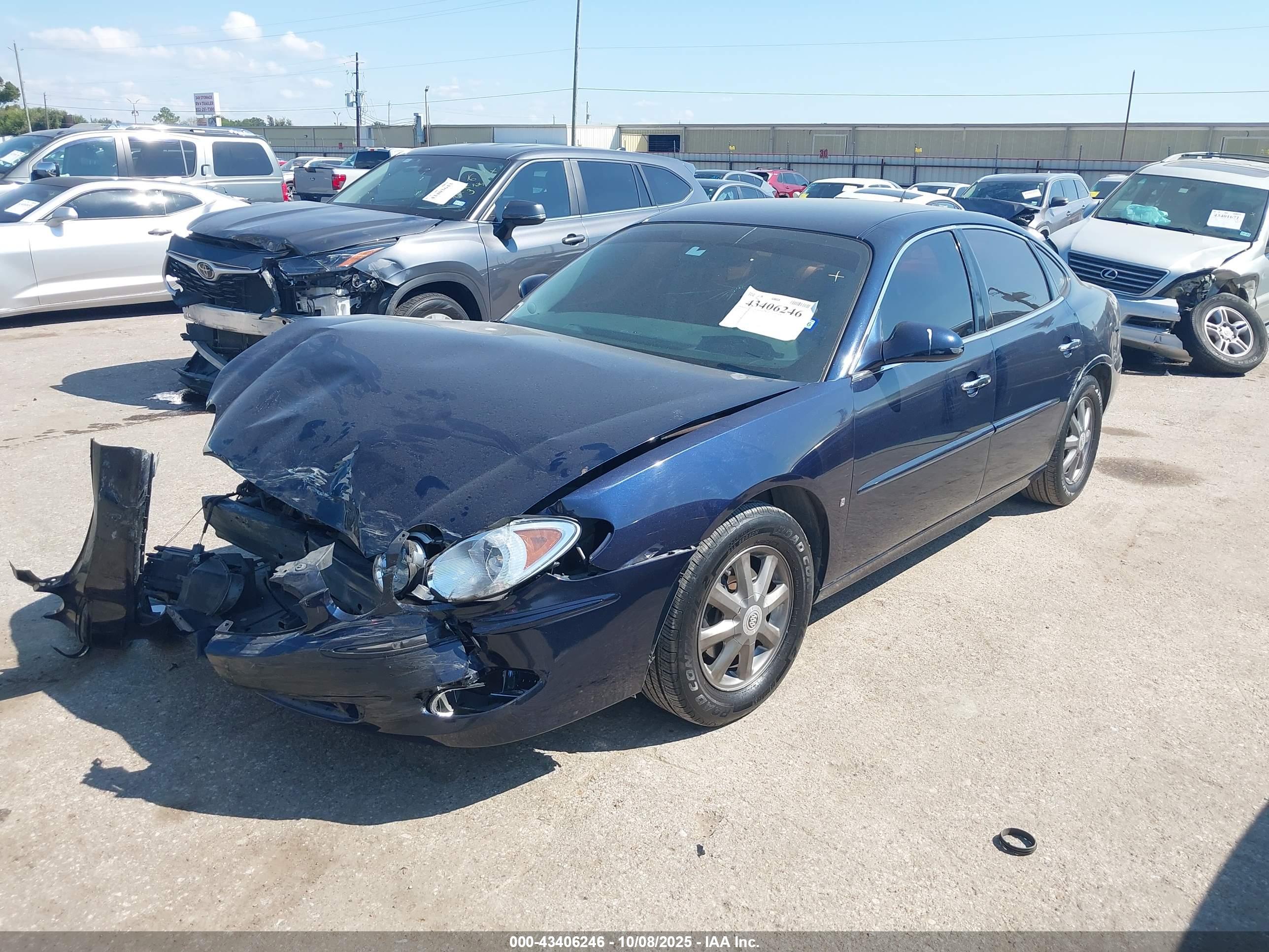 BUICK LACROSSE image 2