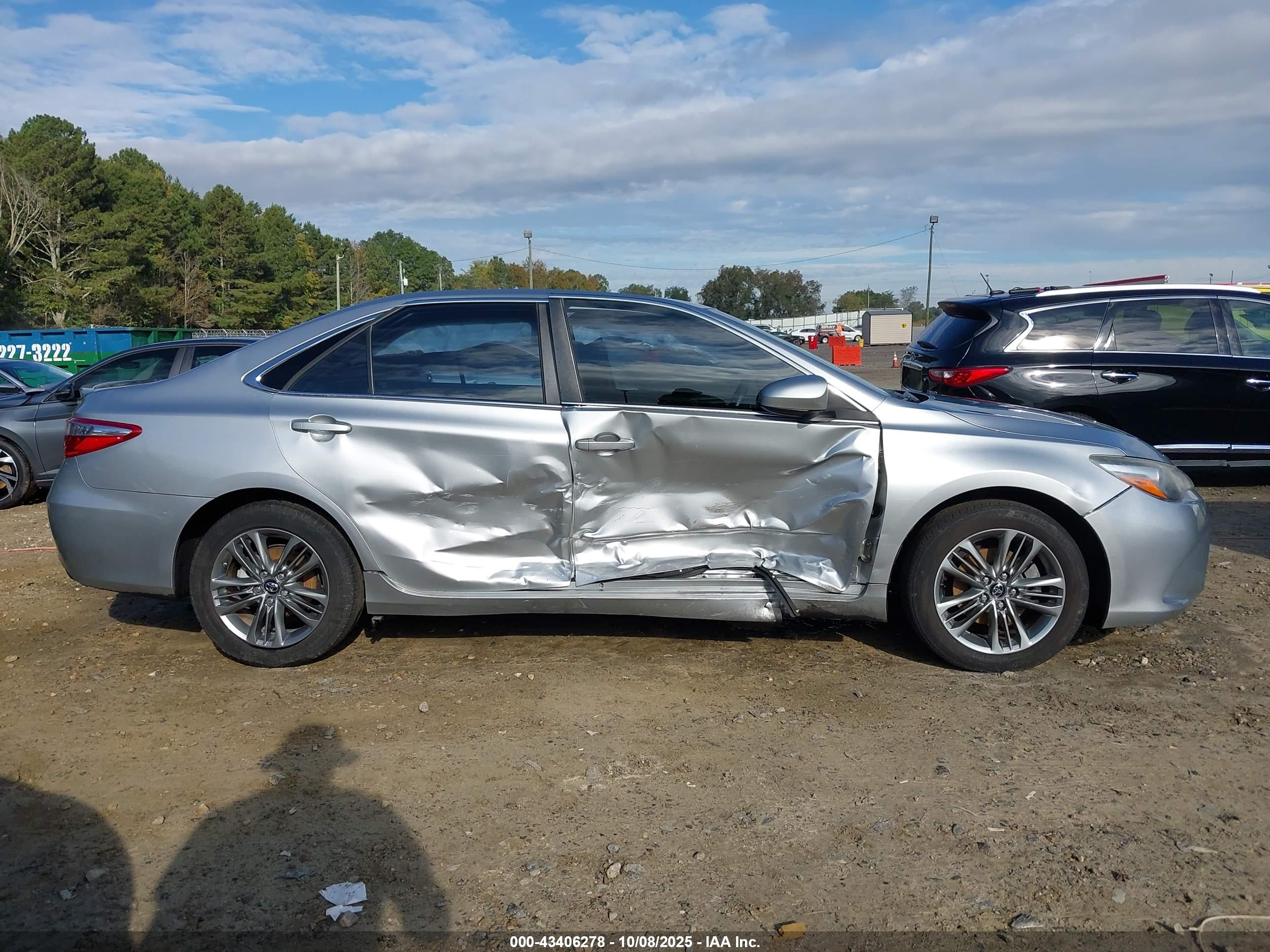 TOYOTA CAMRY image 6