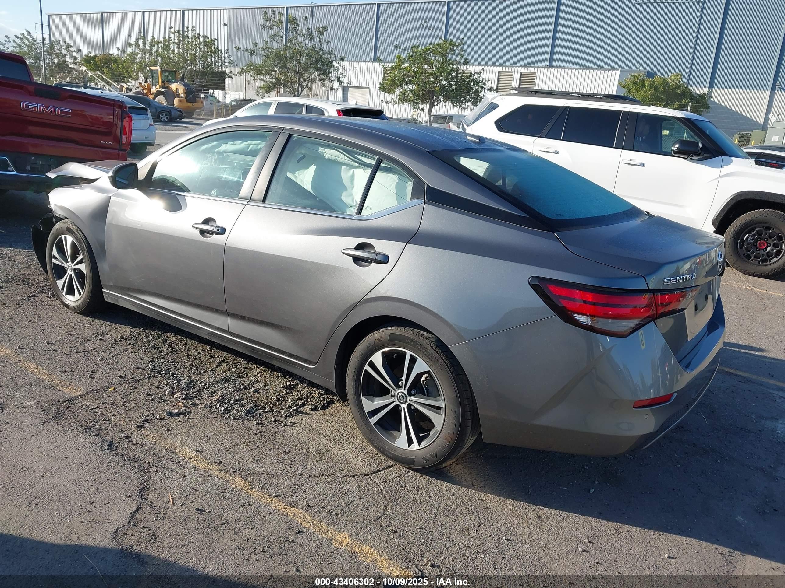NISSAN SENTRA image 3