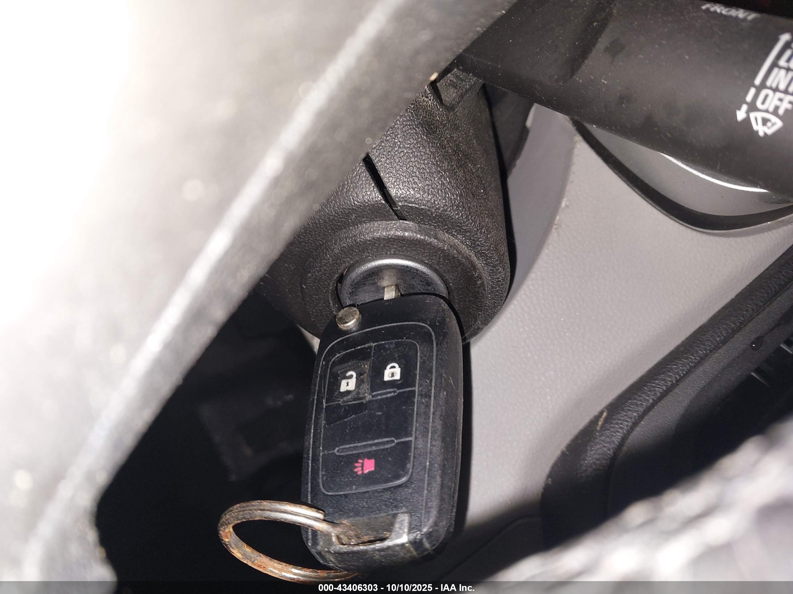 CHEVROLET EQUINOX image 11