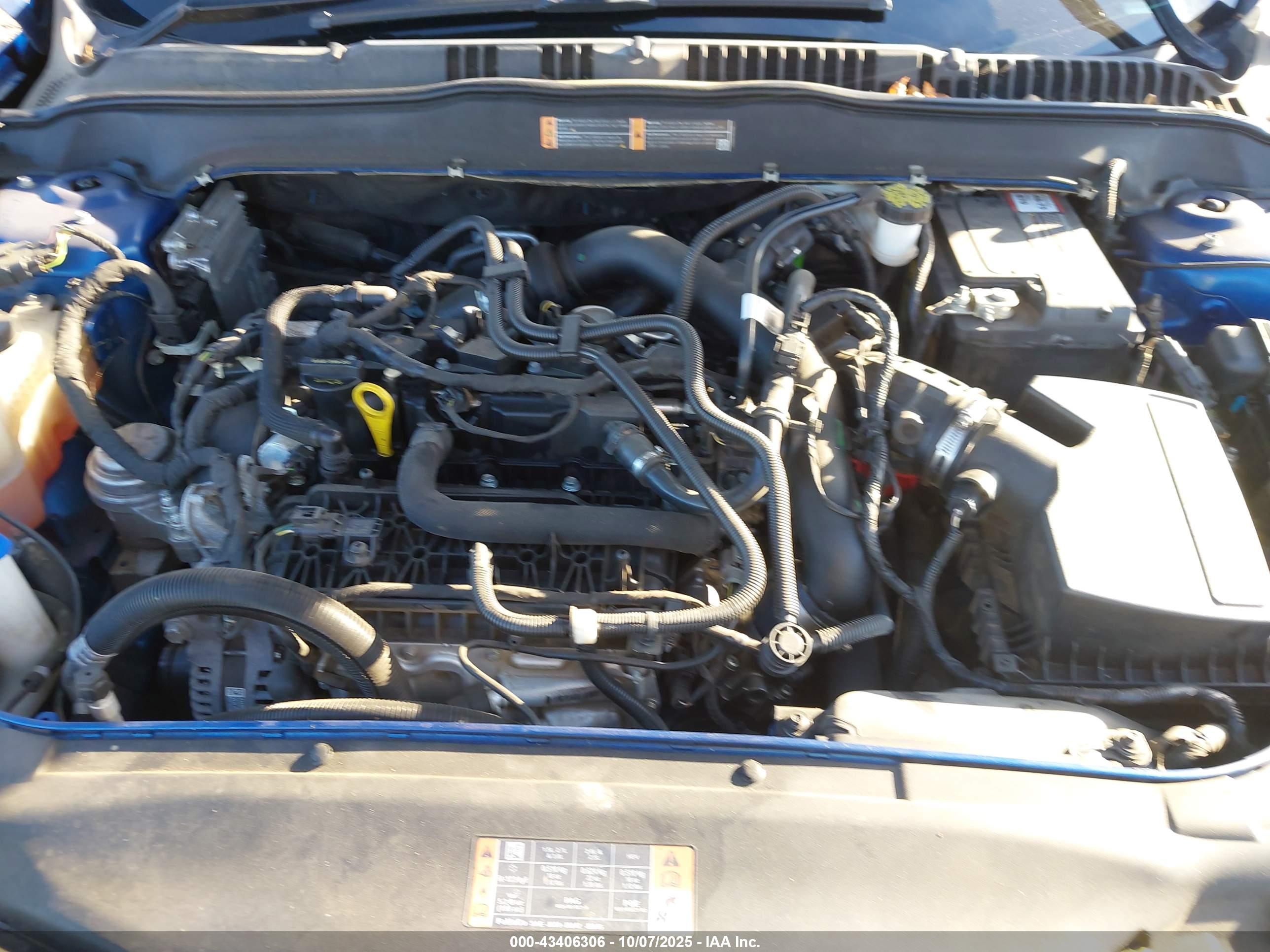 FORD FUSION image 10