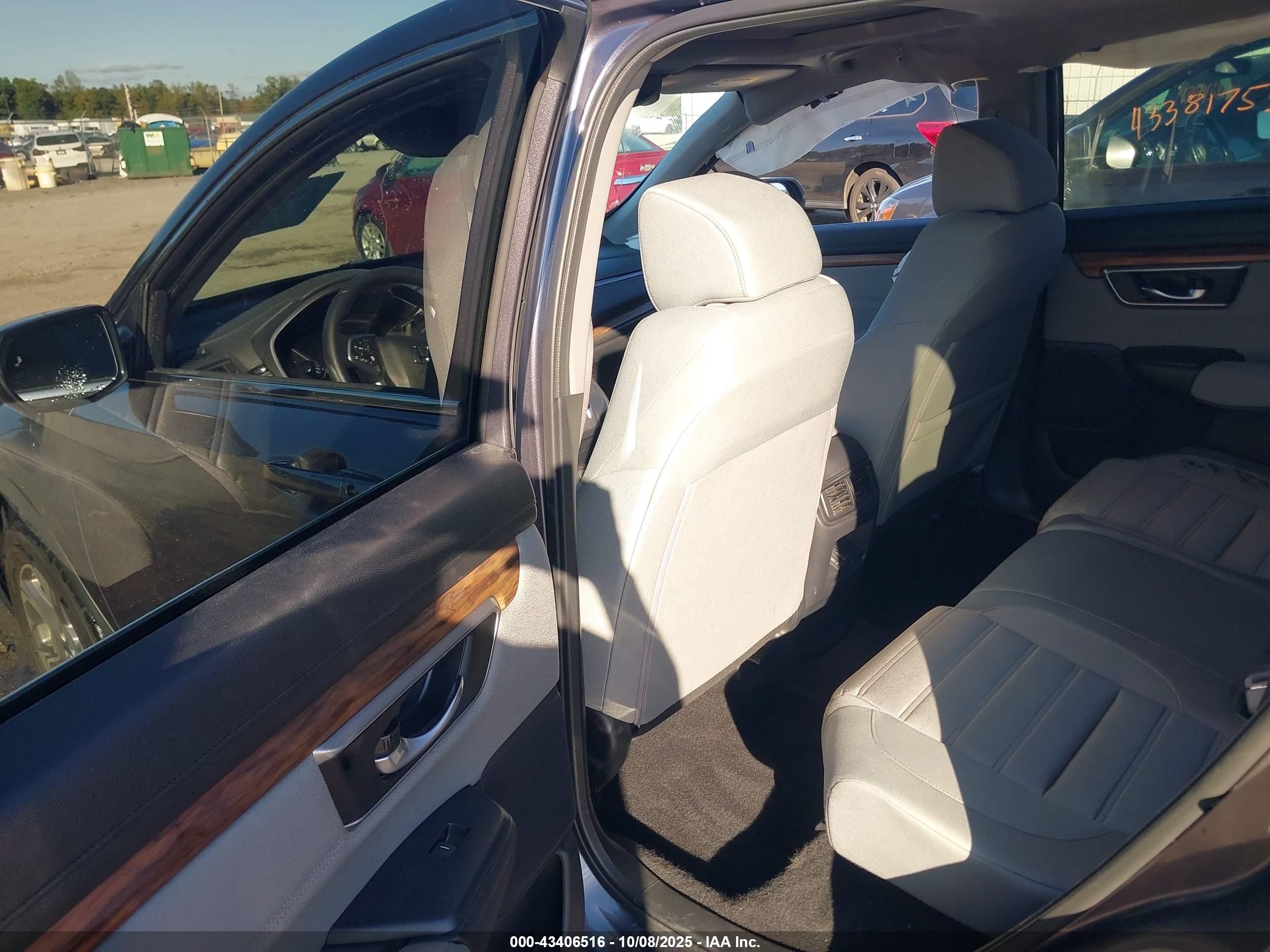 HONDA CR-V image 8