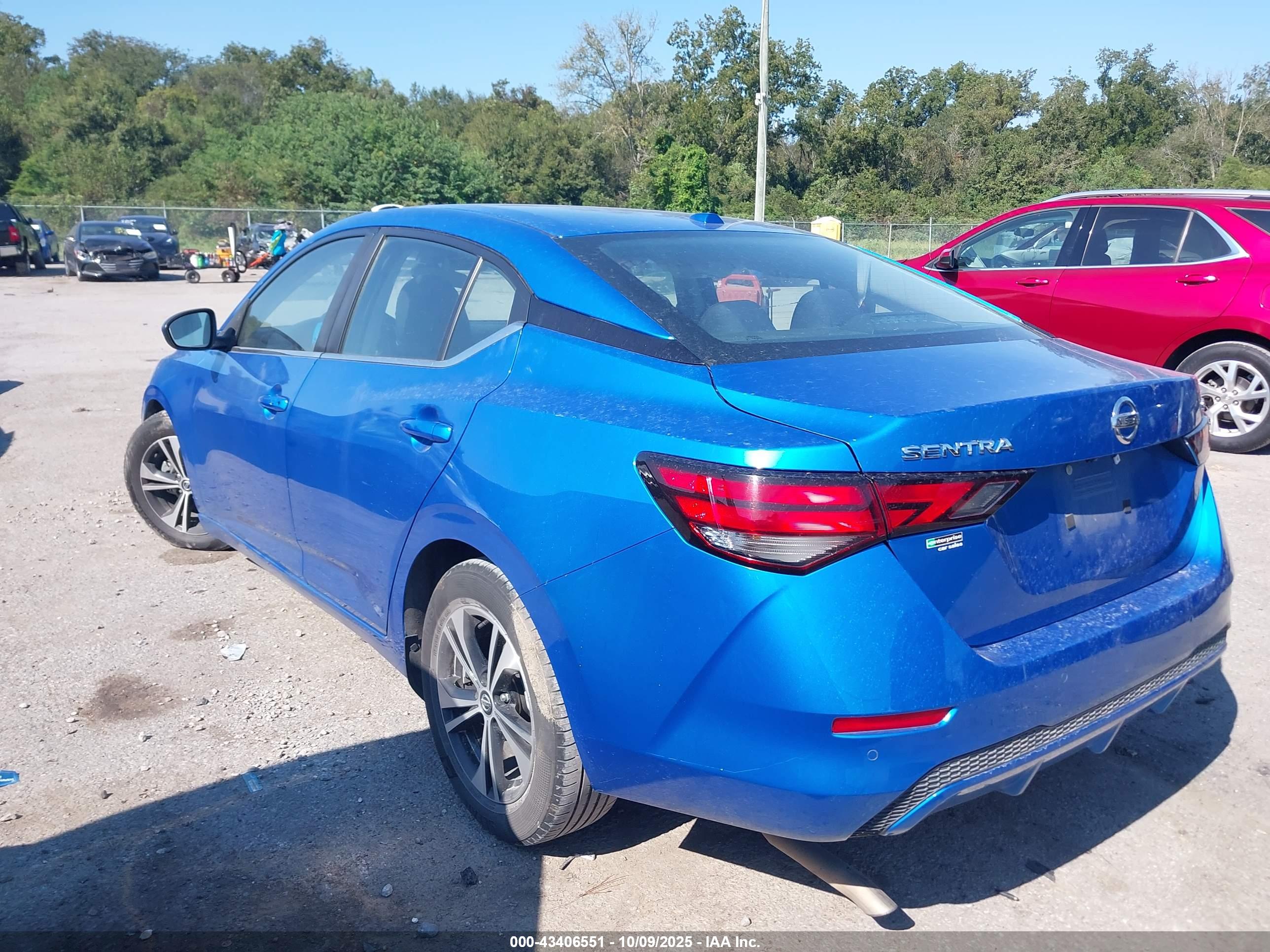 NISSAN SENTRA image 3