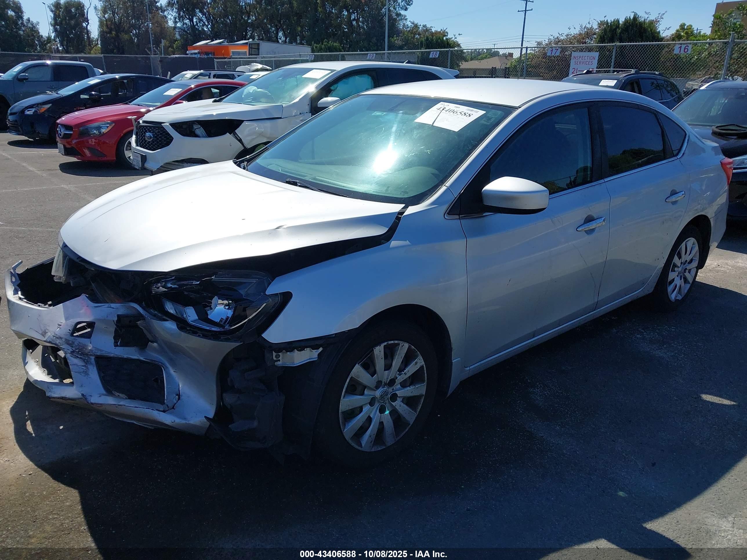 NISSAN SENTRA image 2