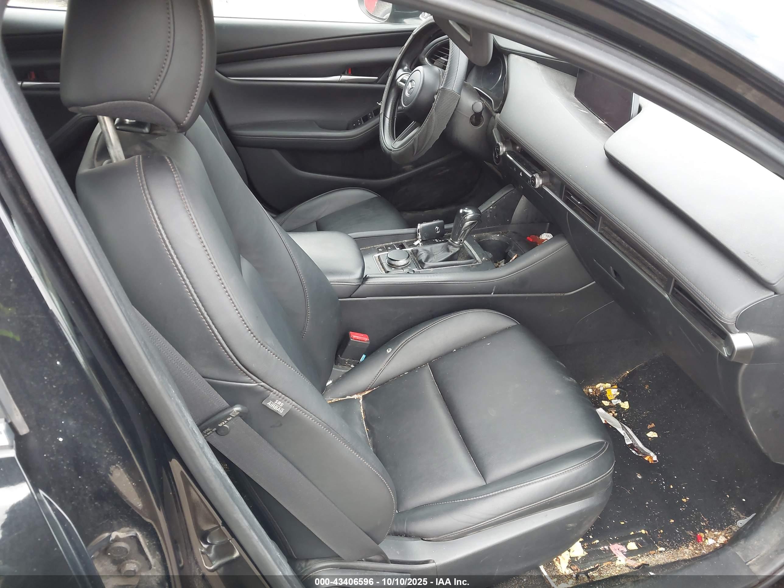 MAZDA MAZDA3 image 5