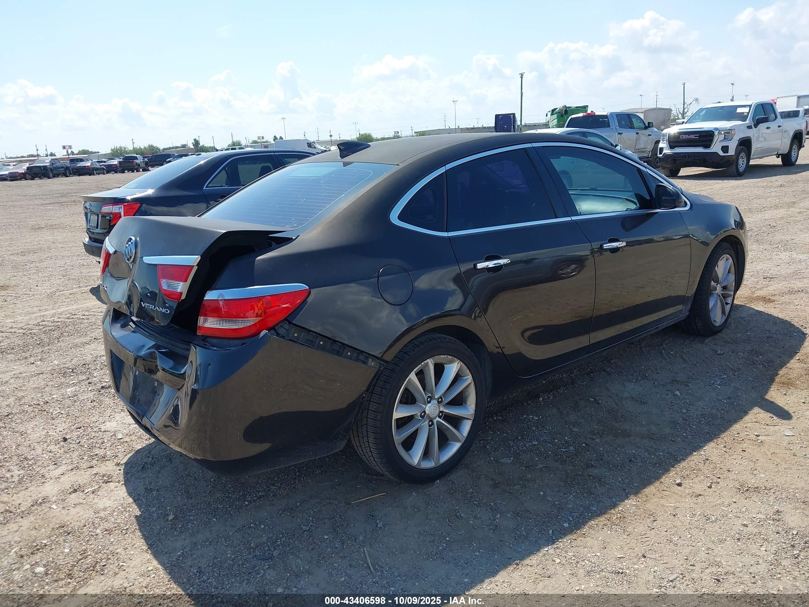 BUICK VERANO image 4